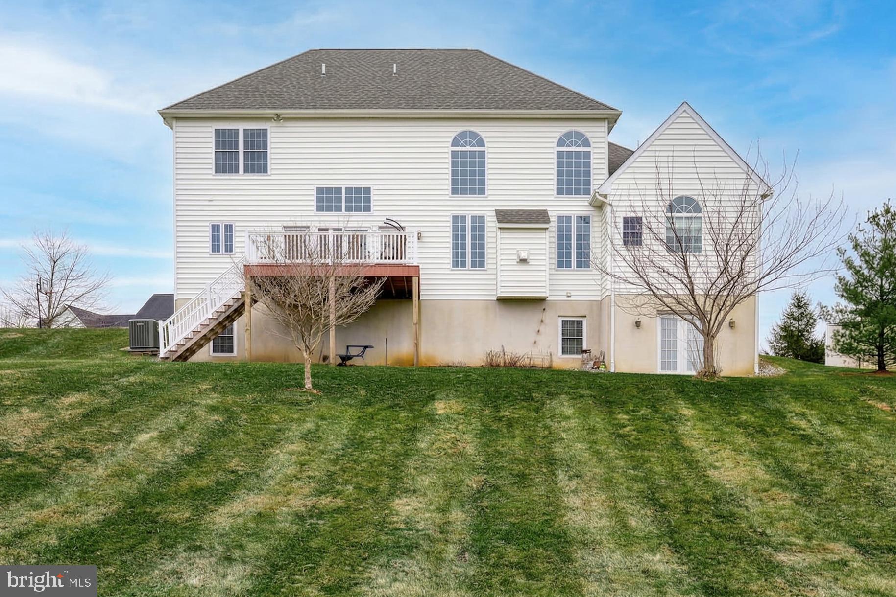 SUNSET RIDGE - Residential