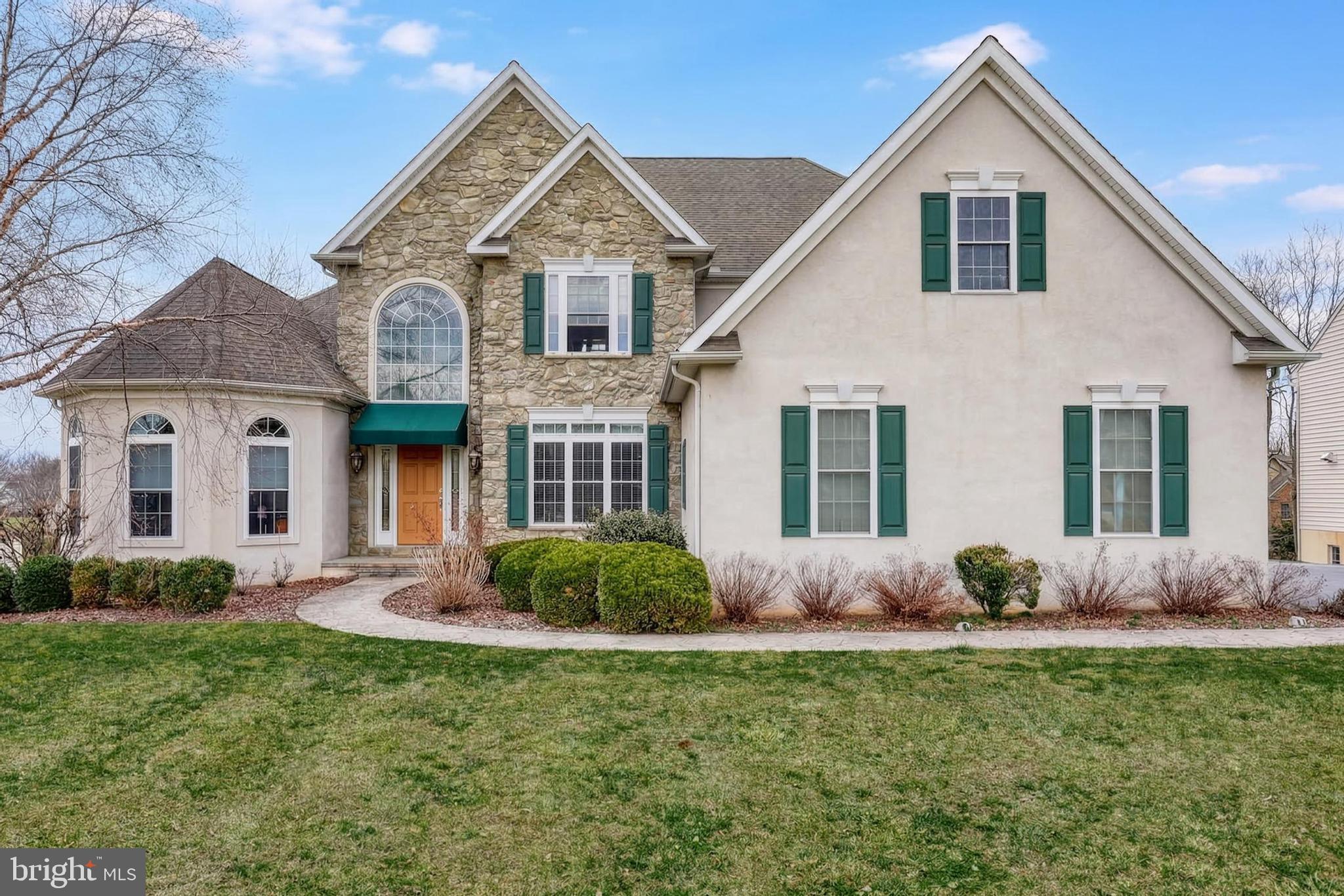 SUNSET RIDGE - Residential