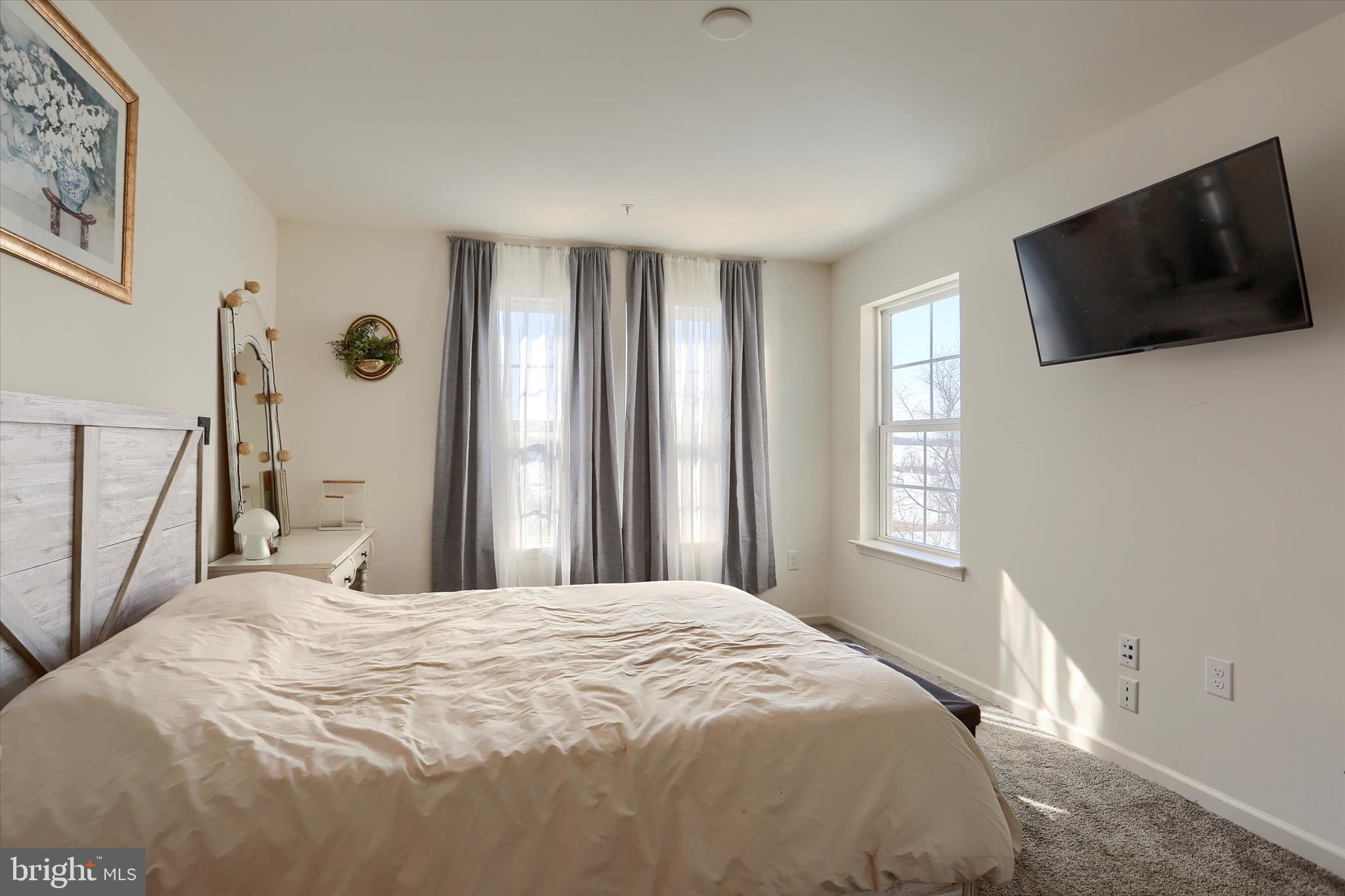 HOMESTEAD ACRES - Residential