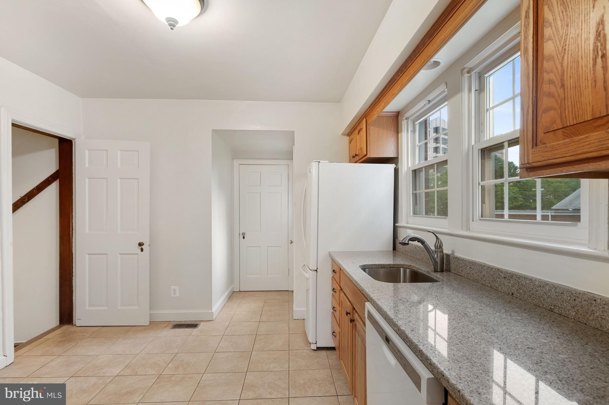 WAYCROFT WOODLAWN - Residential