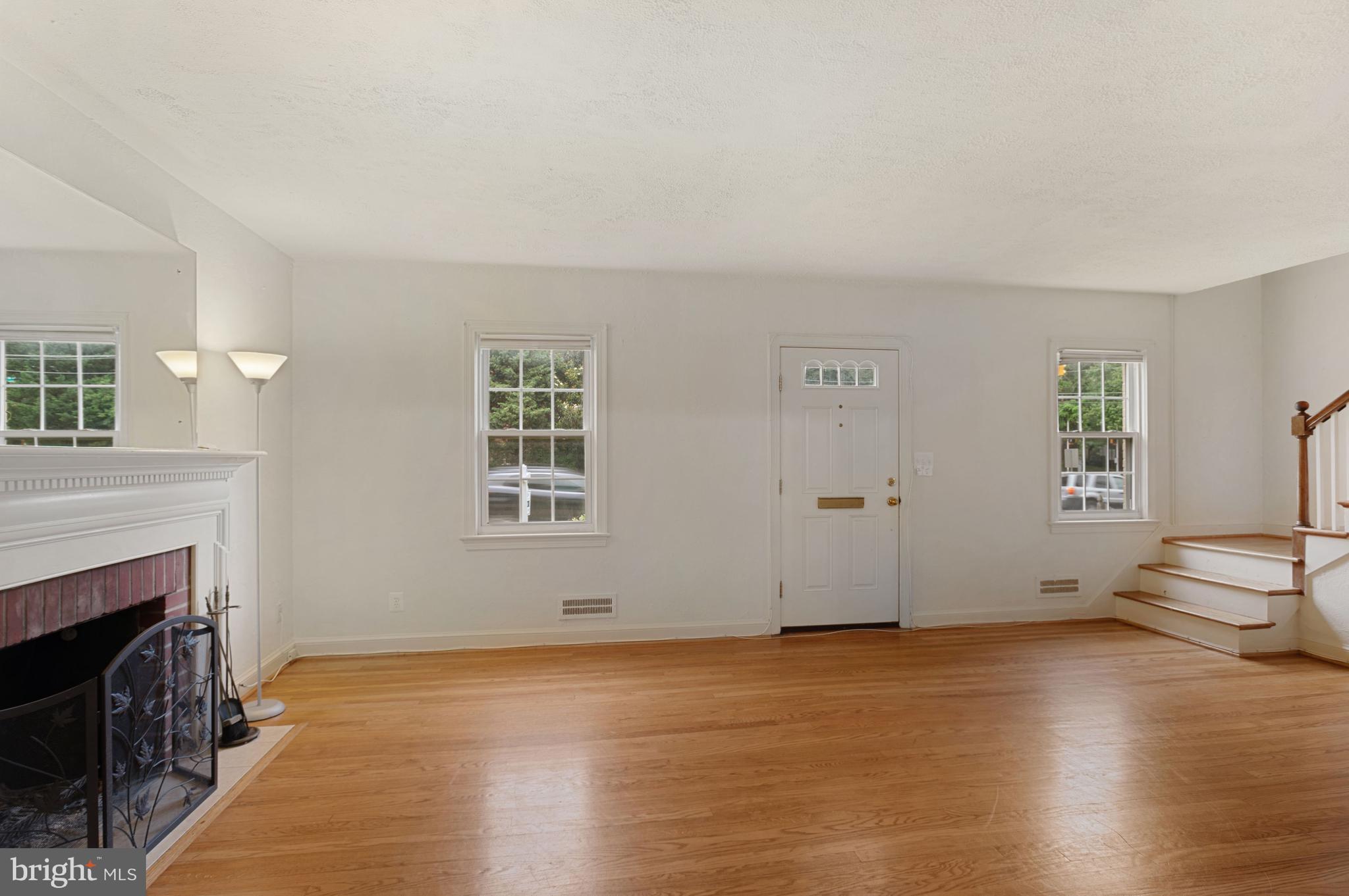 WAYCROFT WOODLAWN - Residential