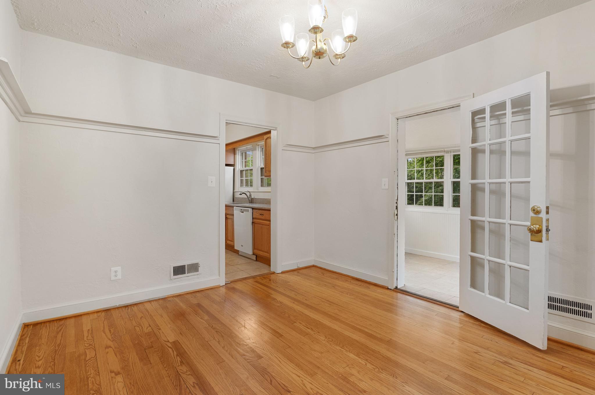 WAYCROFT WOODLAWN - Residential