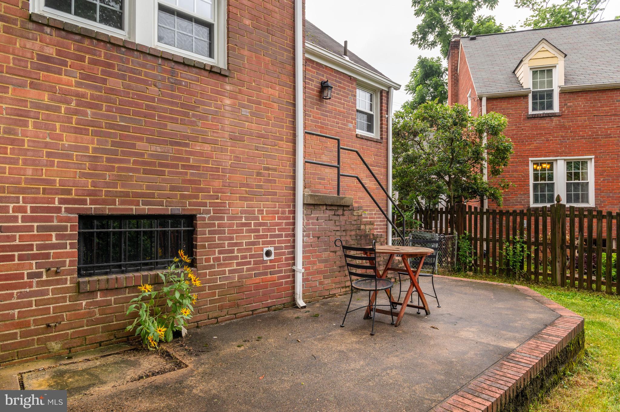 WAYCROFT WOODLAWN - Residential