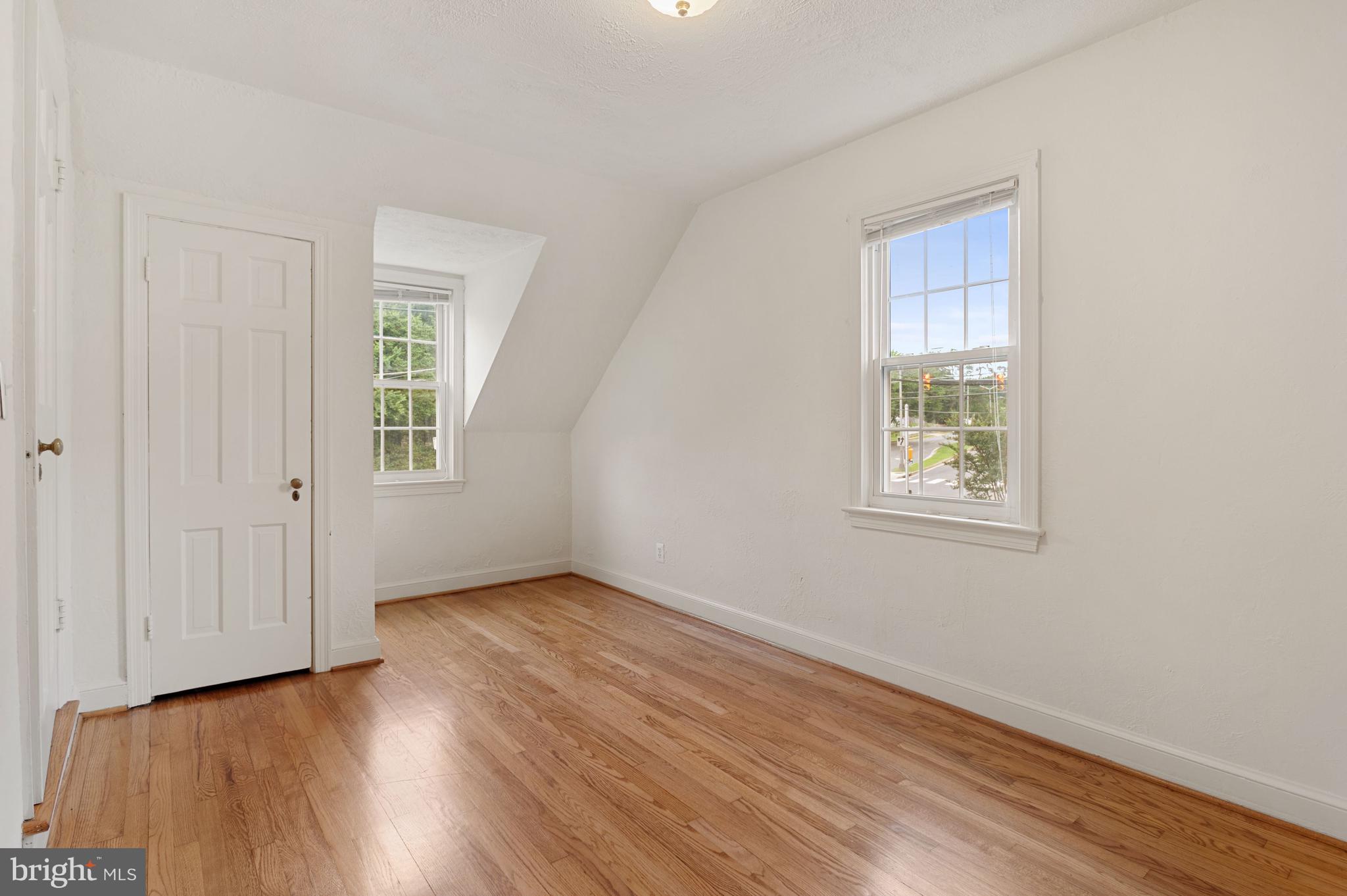 WAYCROFT WOODLAWN - Residential