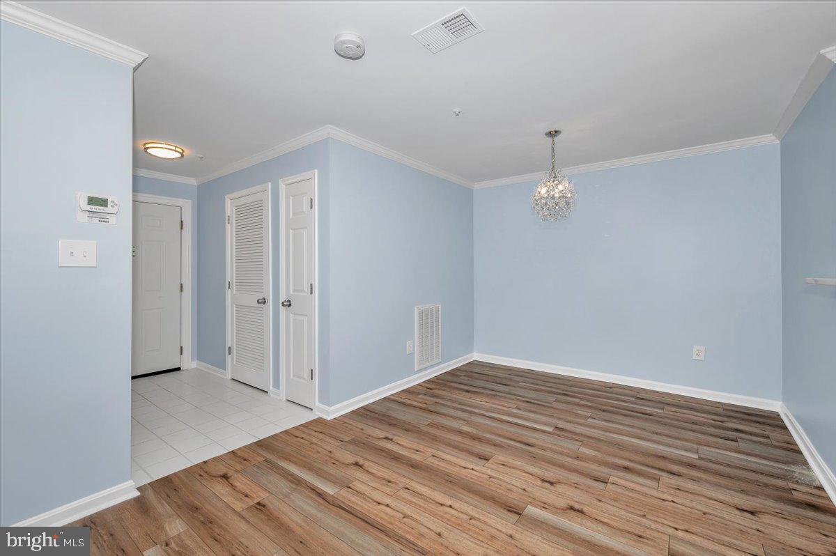 WATERS LANDING - Residential