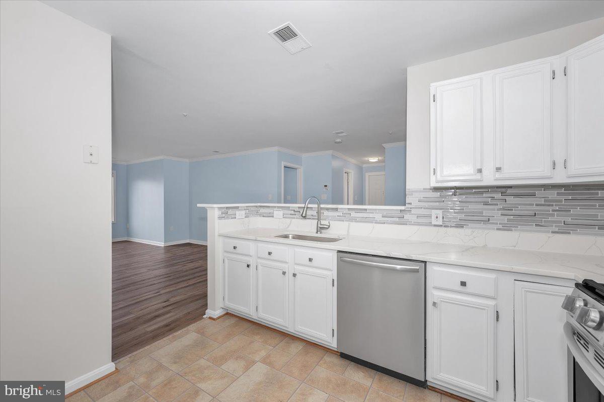 WATERS LANDING - Residential