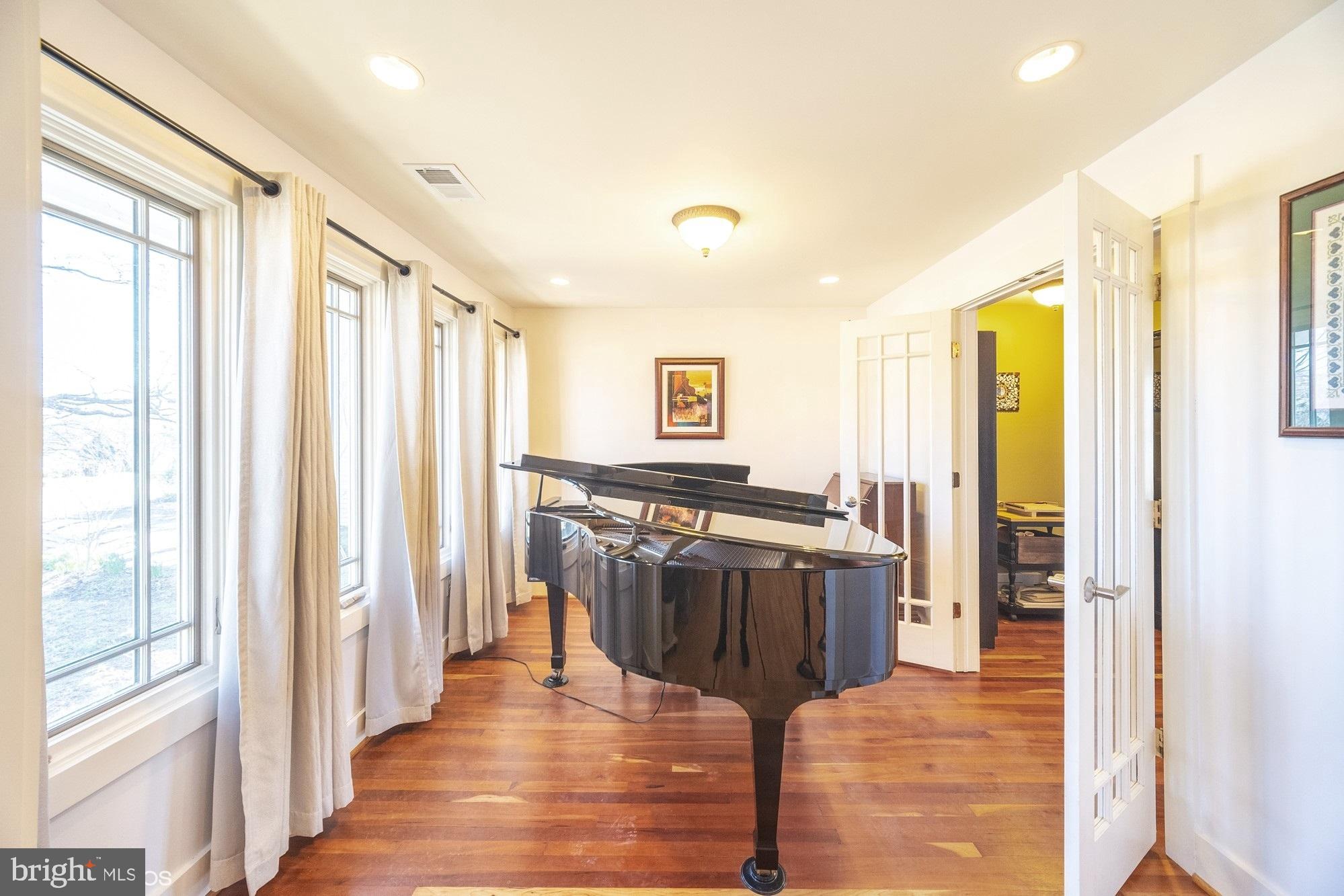 TURKEY POINT - Residential