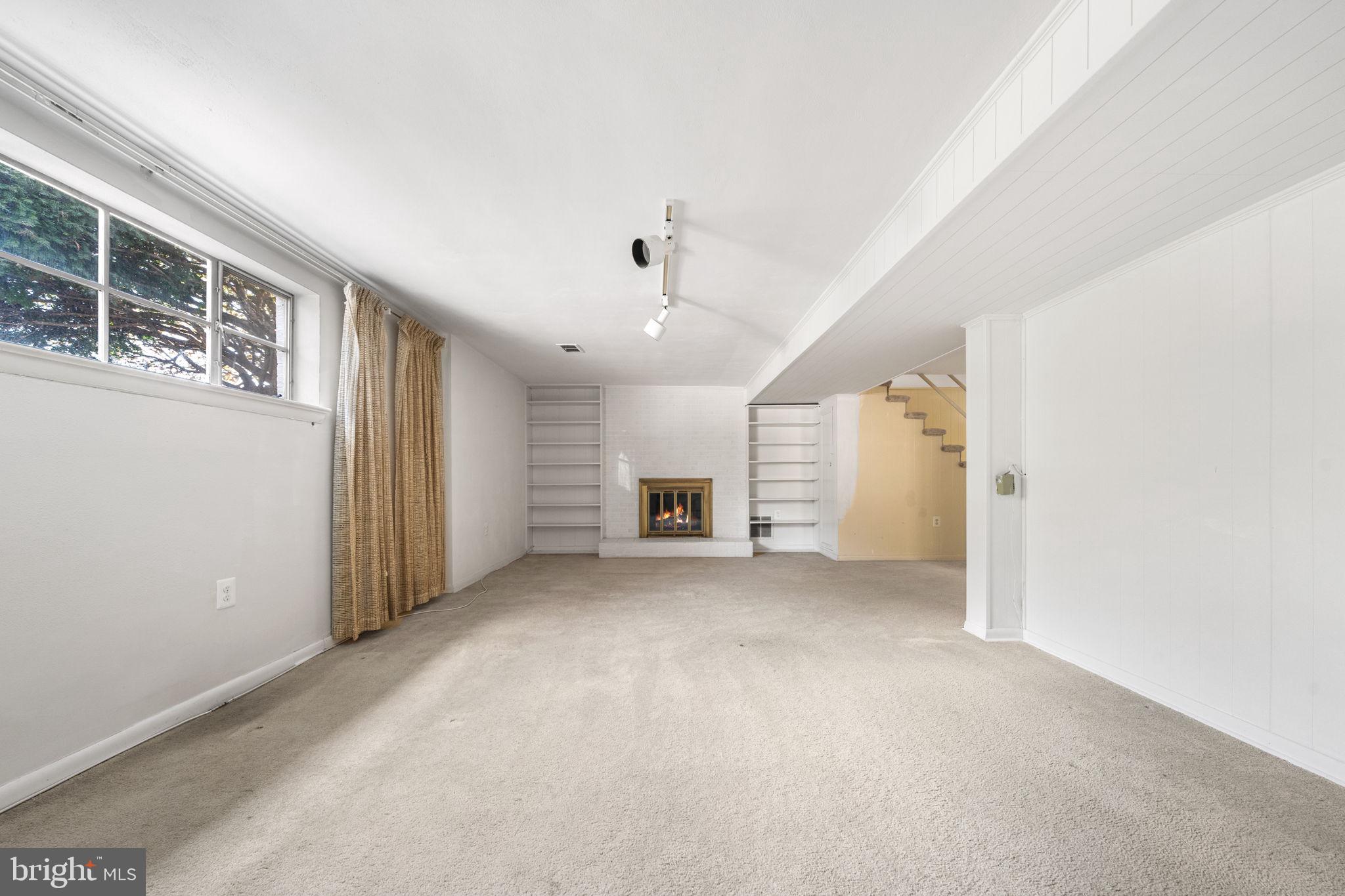 CHESTERBROOK GARDENS - Residential