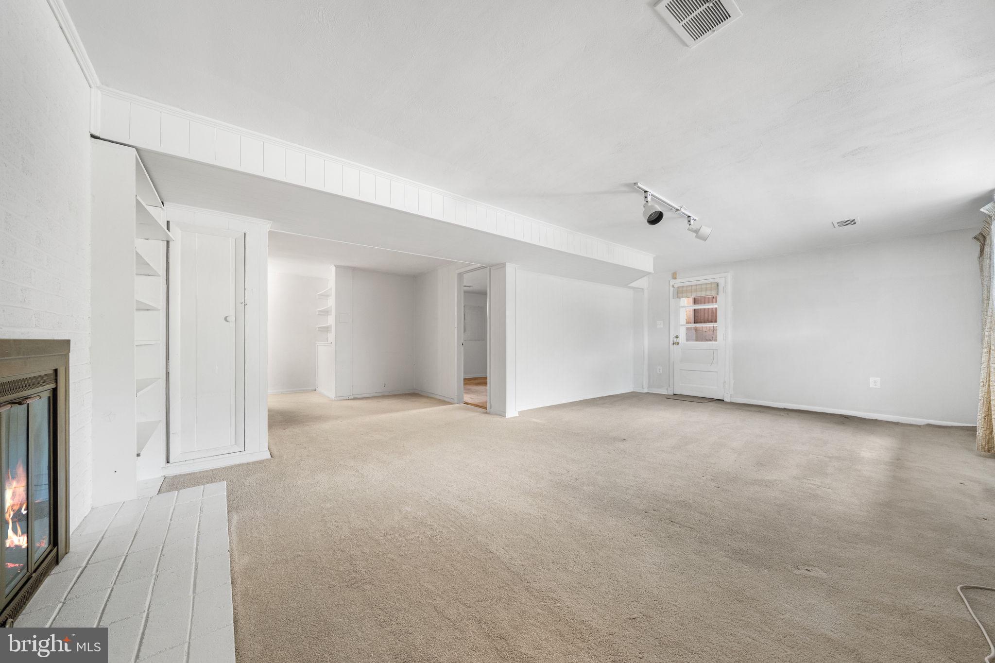 CHESTERBROOK GARDENS - Residential