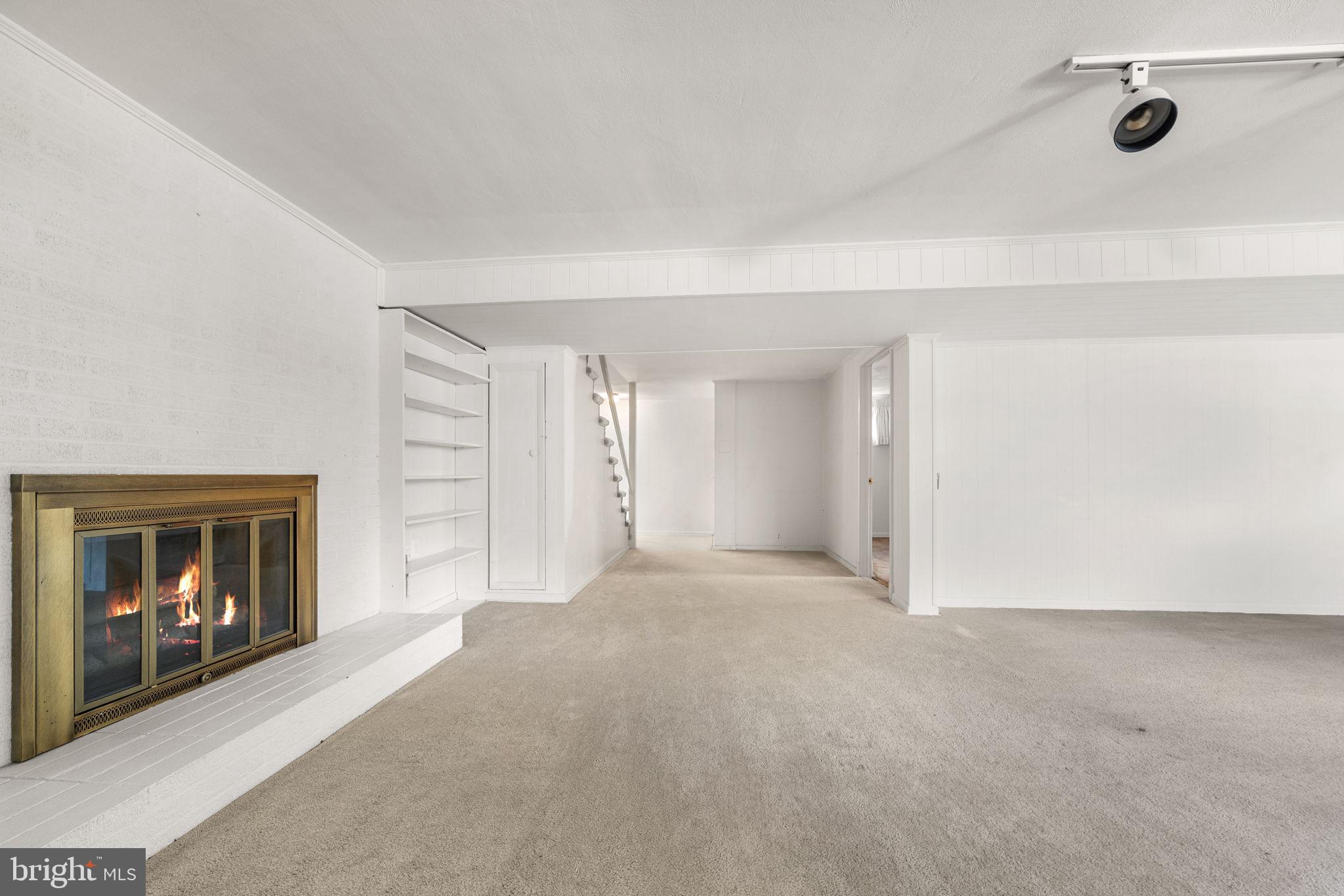 CHESTERBROOK GARDENS - Residential