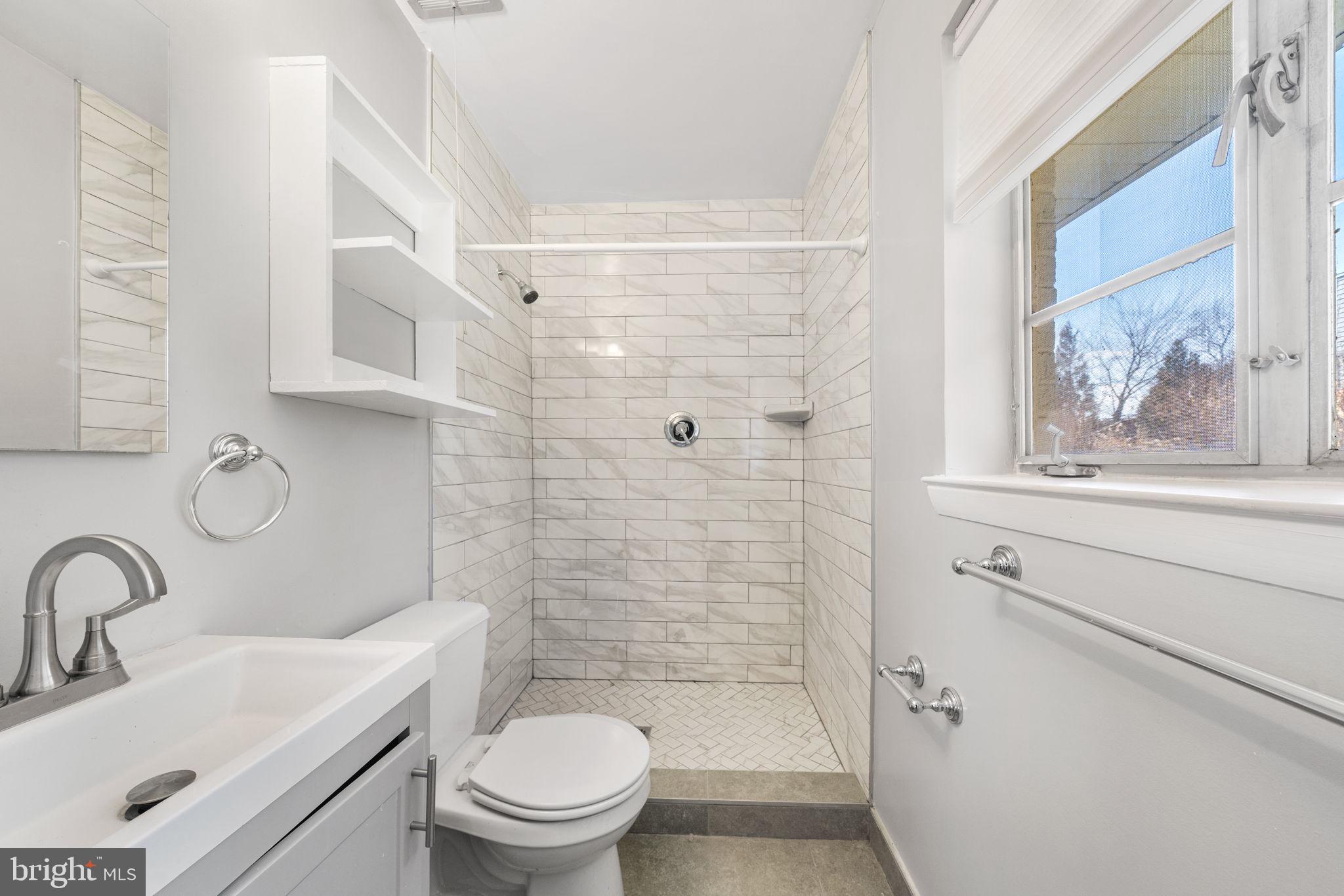 CHESTERBROOK GARDENS - Residential