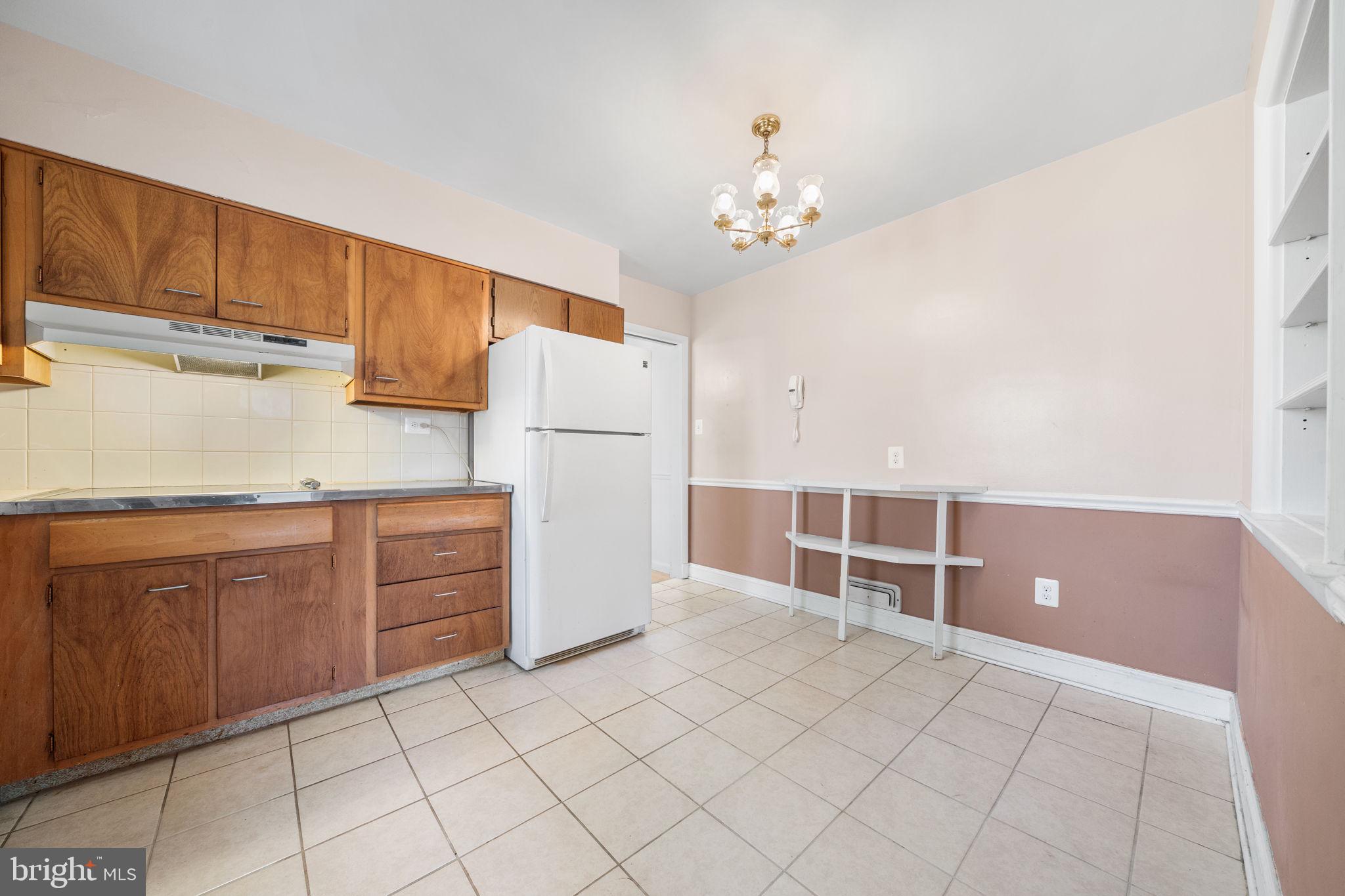 CHESTERBROOK GARDENS - Residential