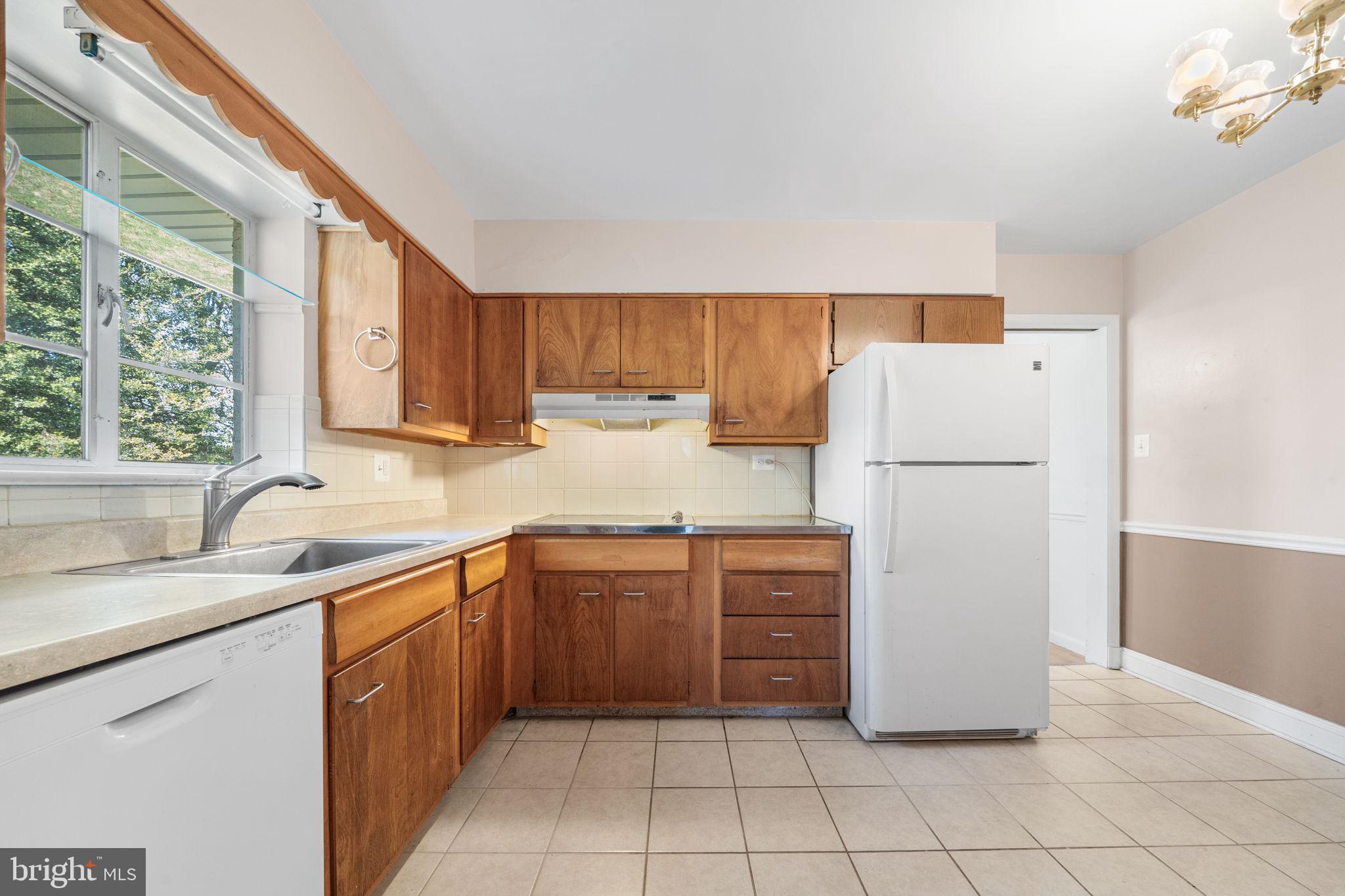 CHESTERBROOK GARDENS - Residential