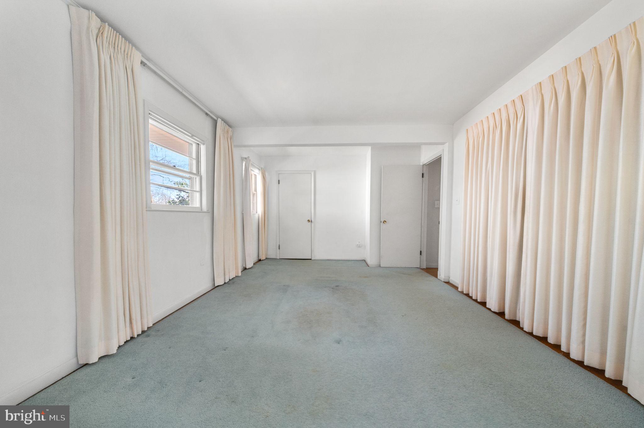 CHESTERBROOK GARDENS - Residential