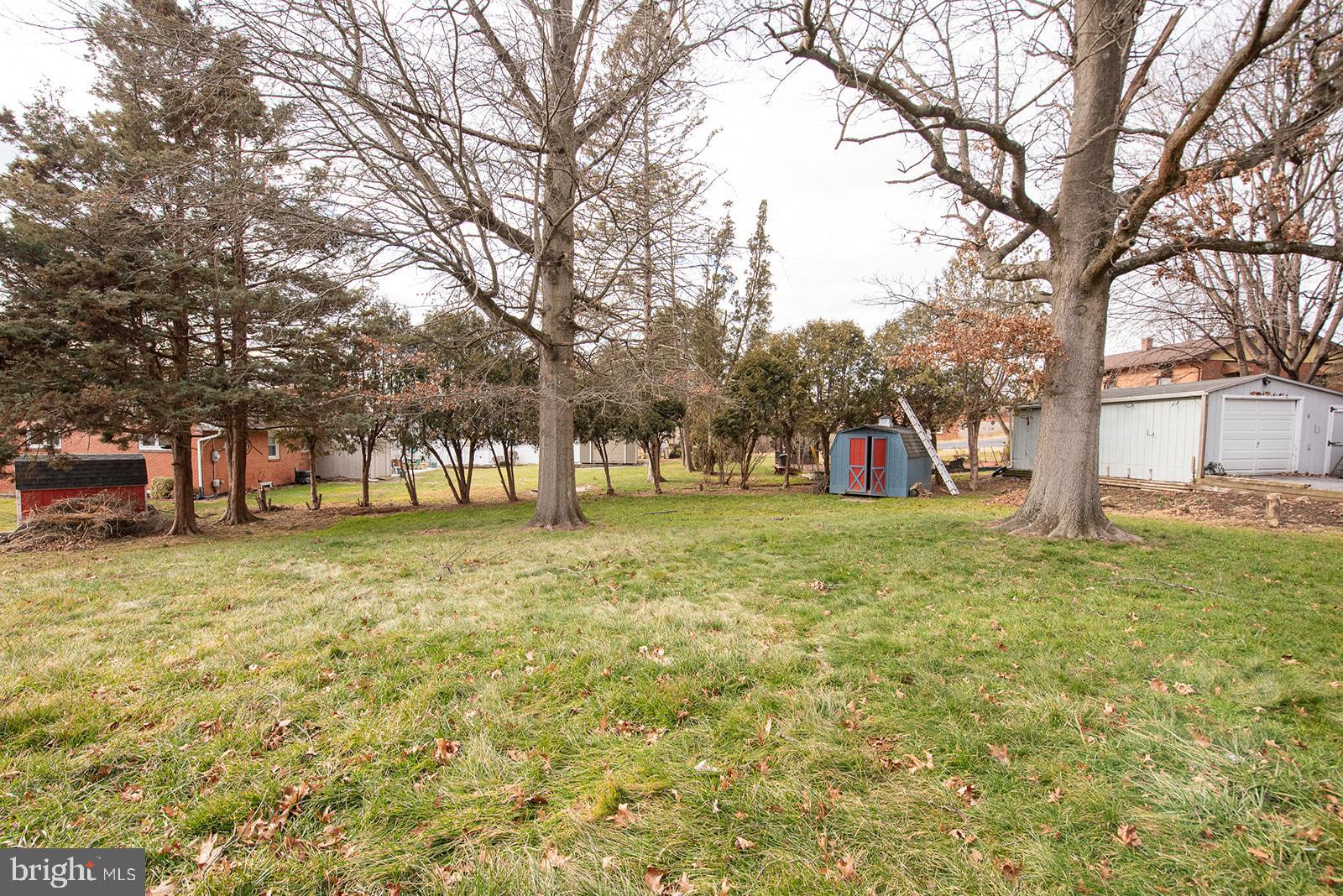 MANOR TWP - Residential