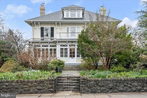 Photo of 6515 Brookville Road, Chevy Chase, MD 20815 (MLS # MDMC2126654)