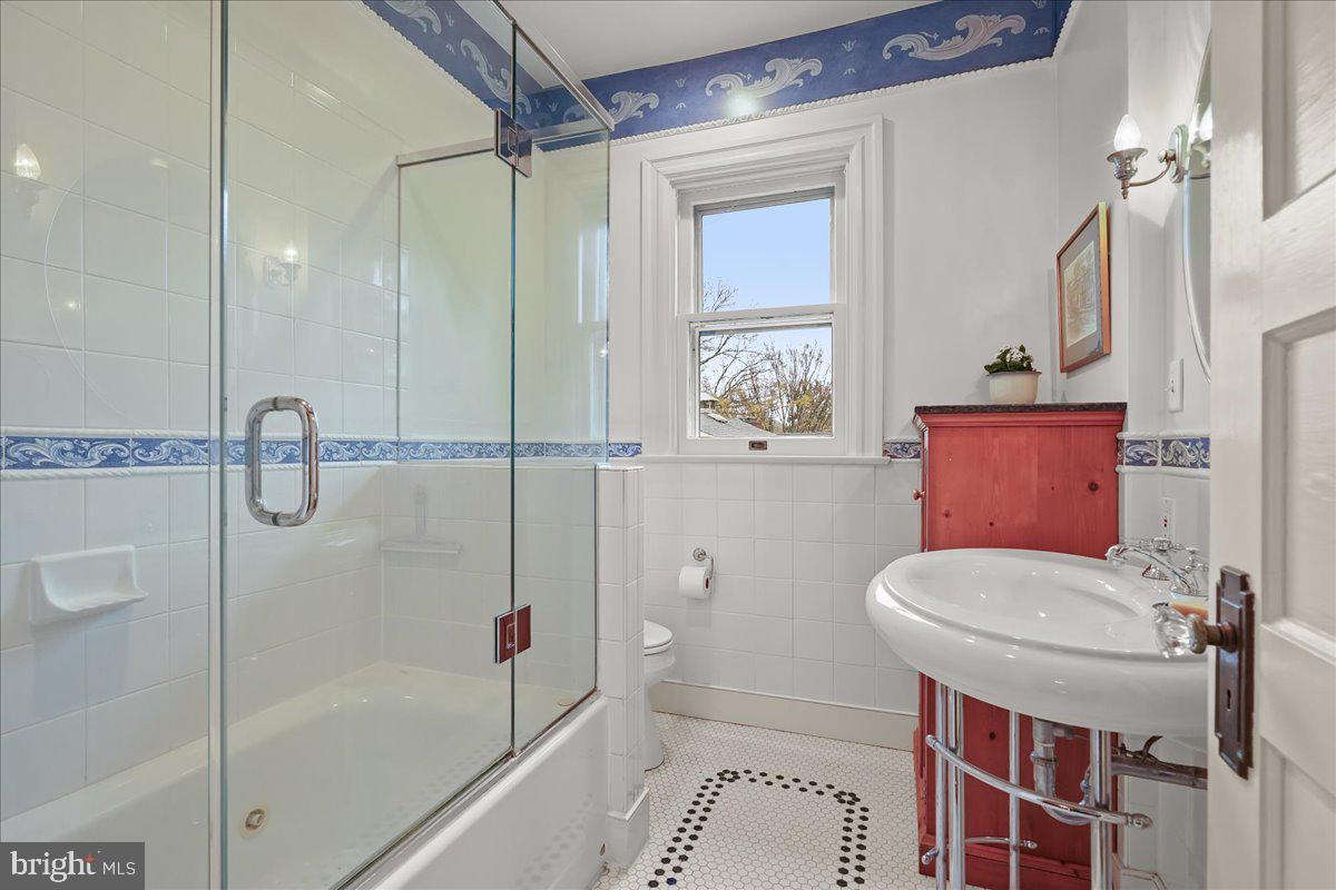 MARTINS ADDITION - Residential