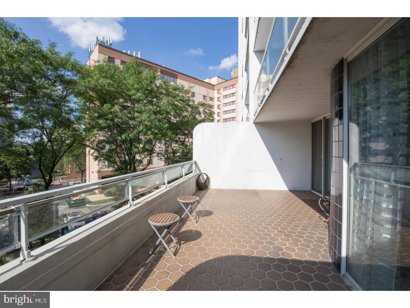 LOGAN SQUARE - Residential Lease