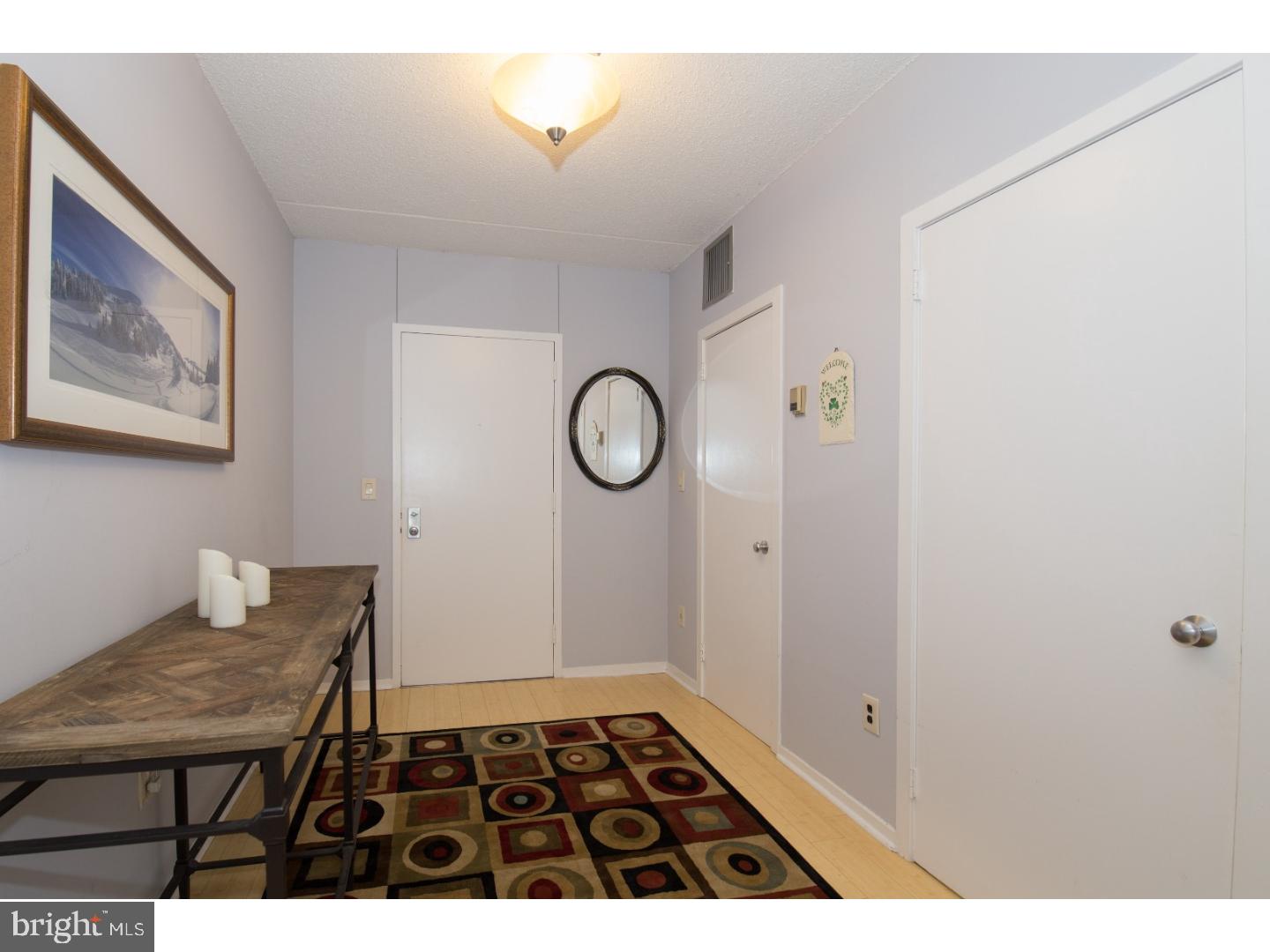 LOGAN SQUARE - Residential Lease