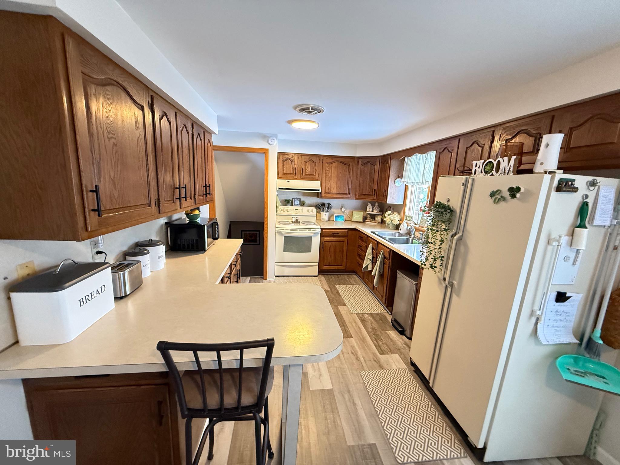 DOWDEN HILLS - Residential