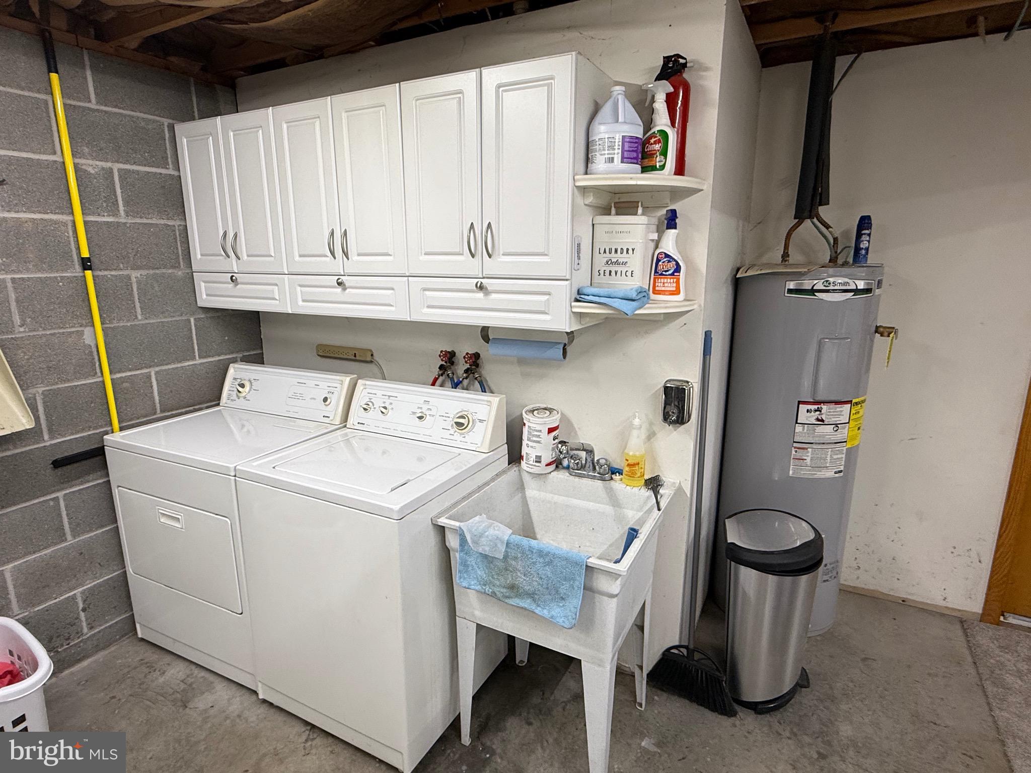 DOWDEN HILLS - Residential