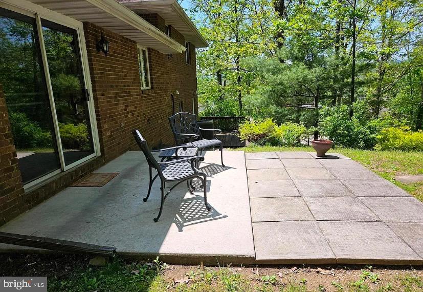 DOWDEN HILLS - Residential