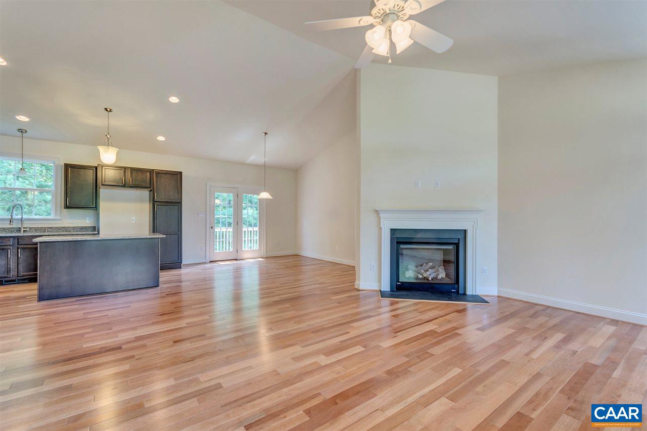 UNKNOWN - Residential Lease