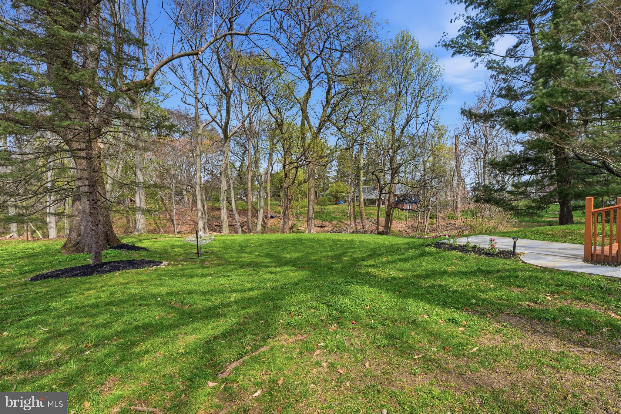 HUNTINGDON VALLEY - Residential