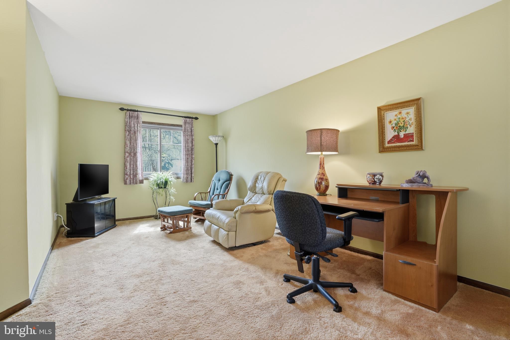 HUNTINGDON VALLEY - Residential