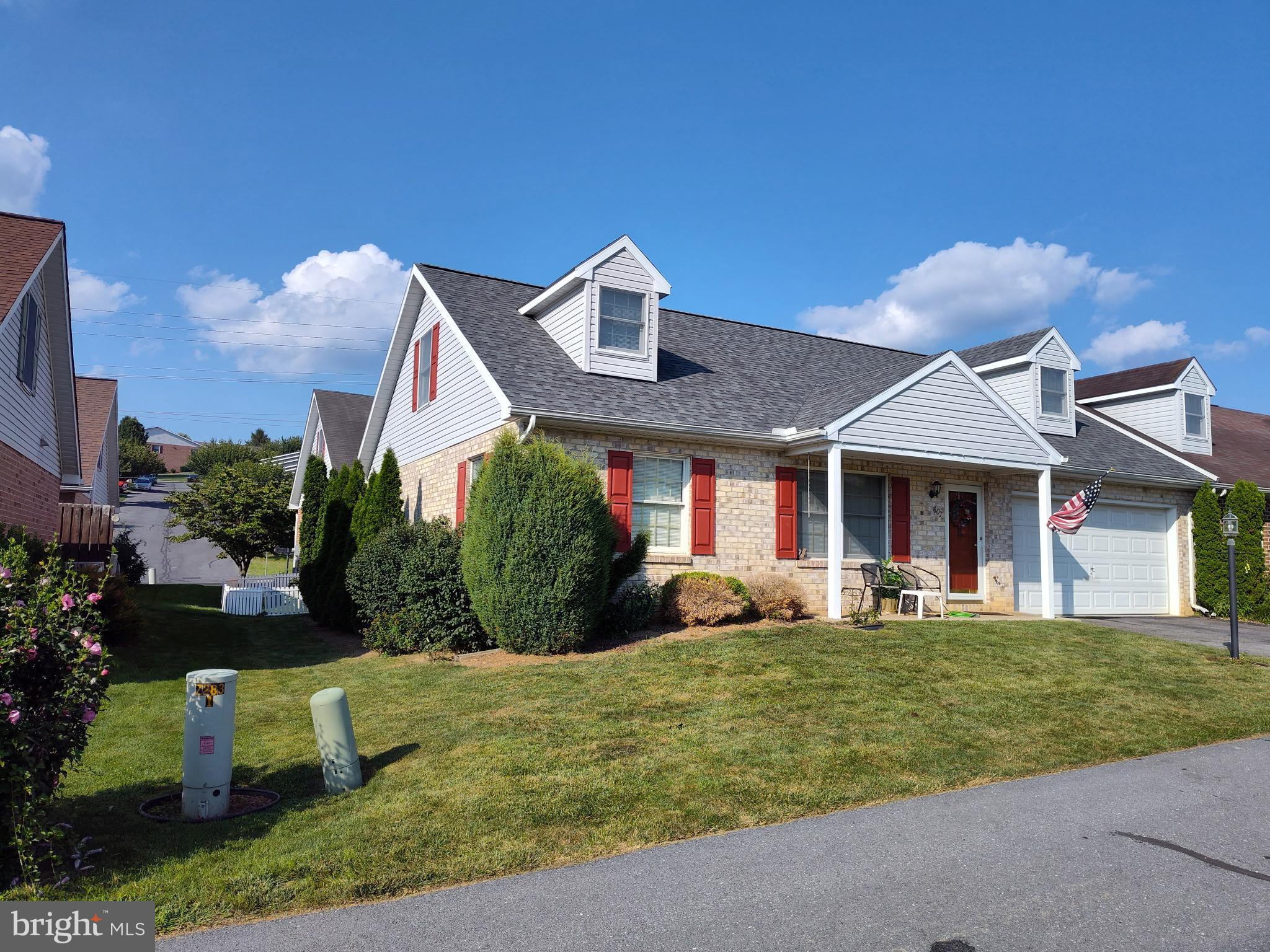 607 CHICORY SPRING COURT