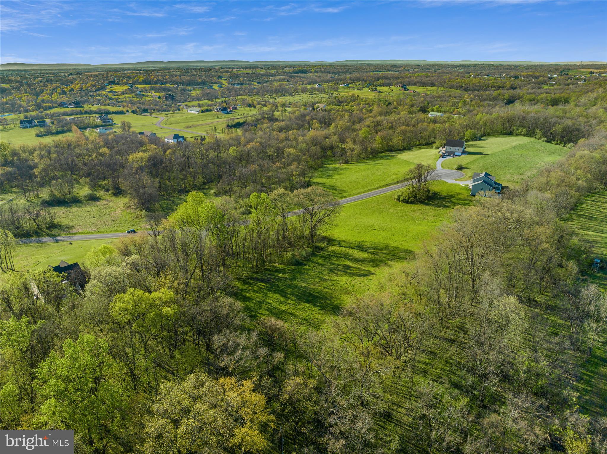 CROSSINGS ON THE POTOMAC - Land