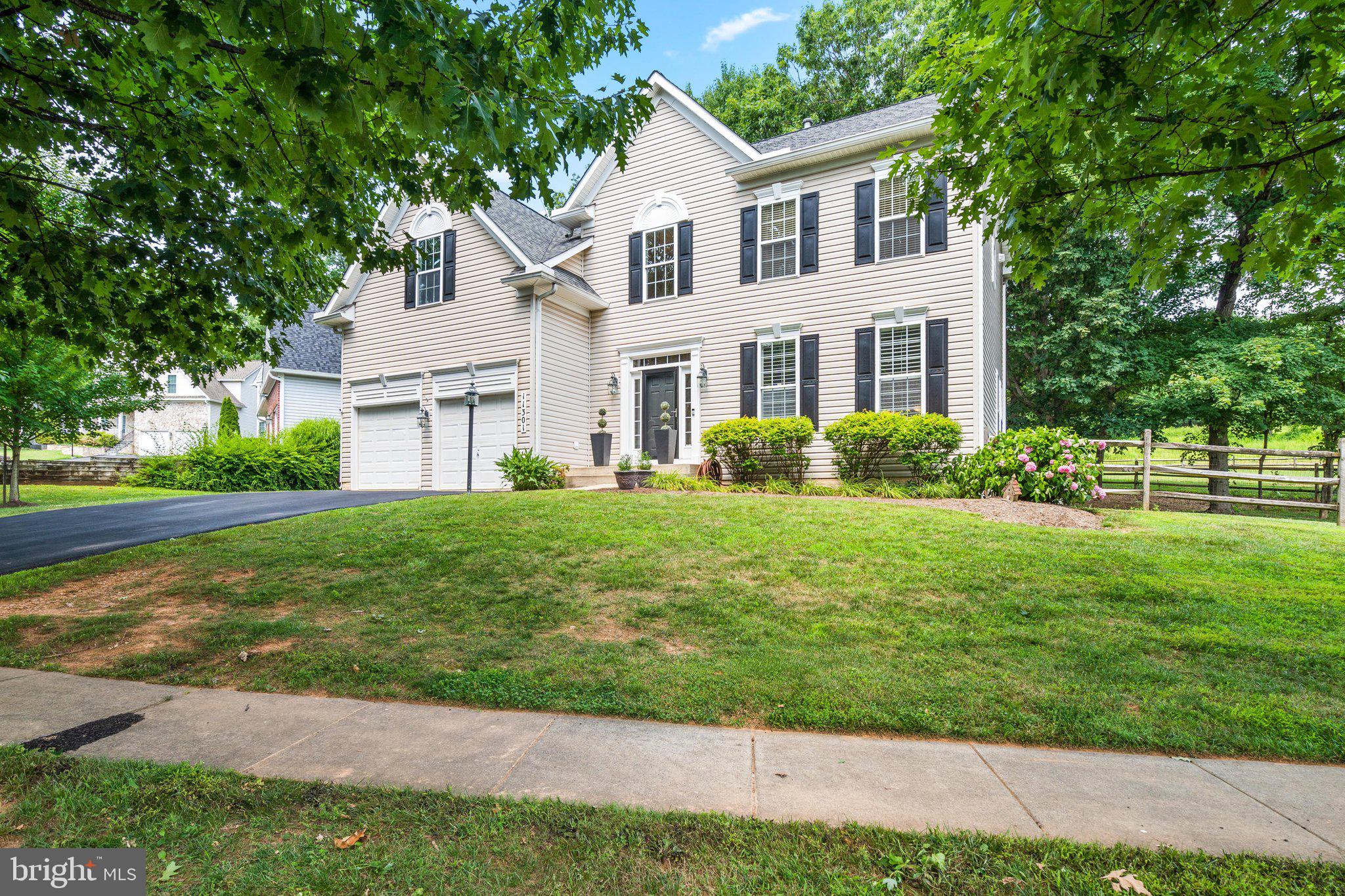 11301 CHURCH BEND