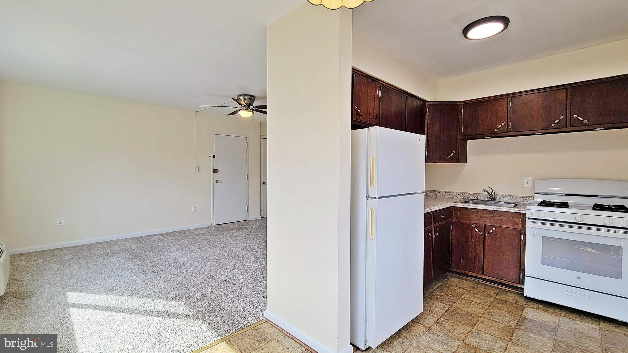 PENROSE - Commercial Sale