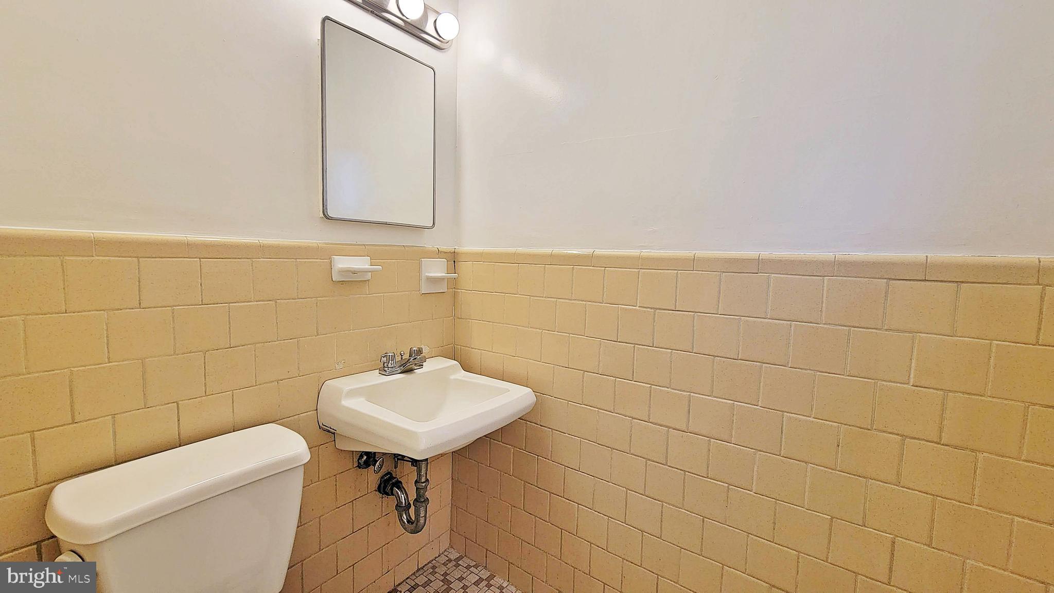 PENROSE - Commercial Sale