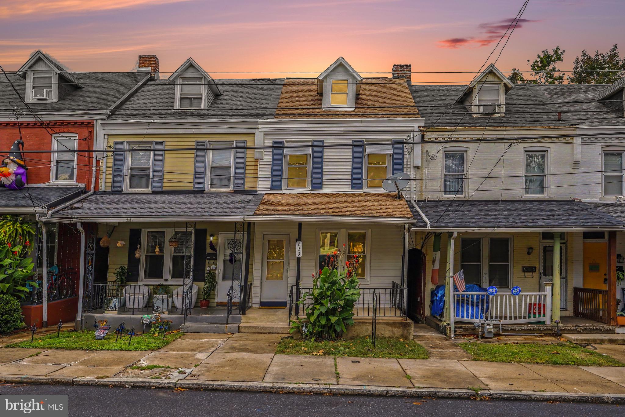 833 5TH STREET