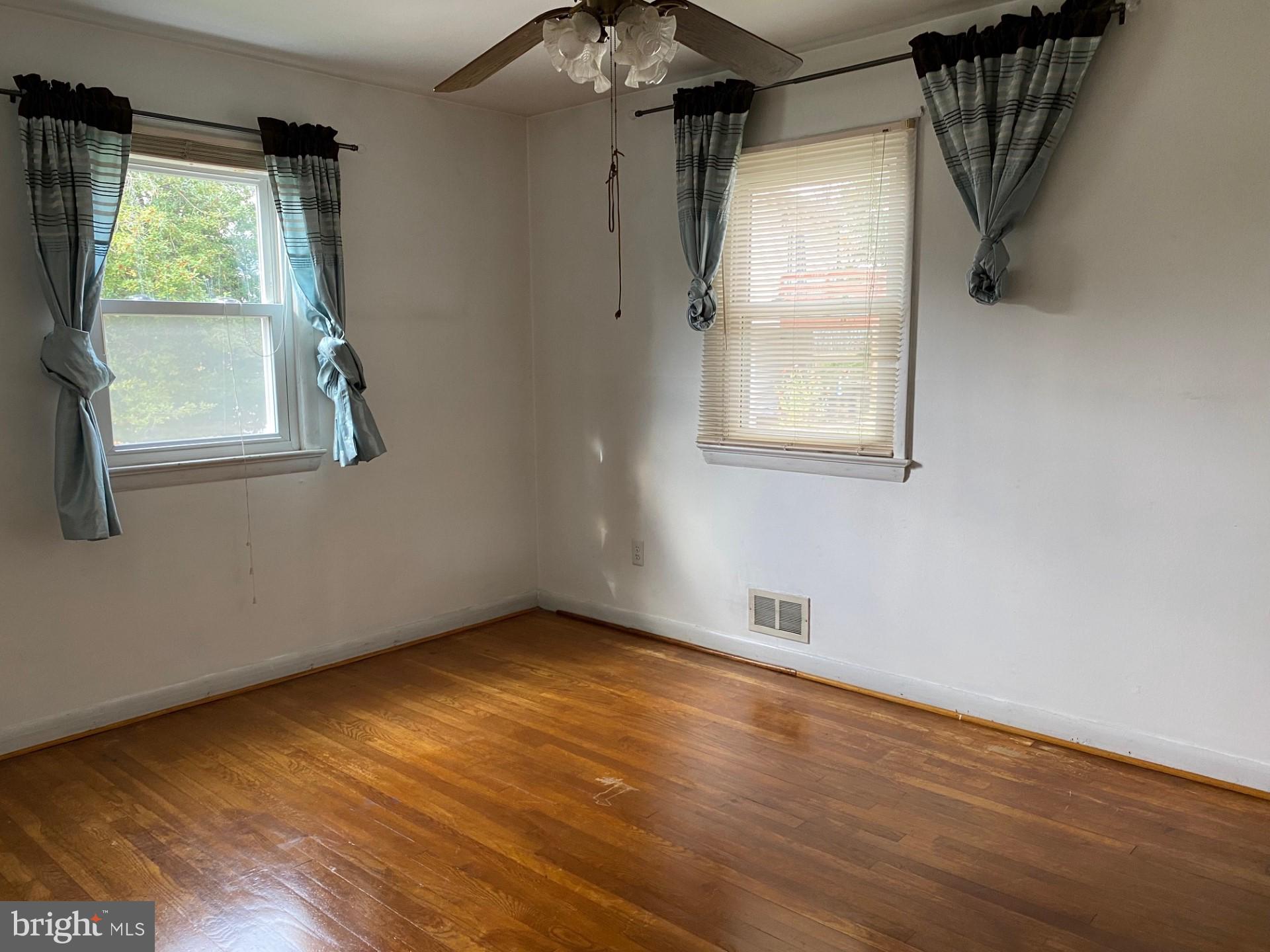 BERWYN HEIGHTS - Residential