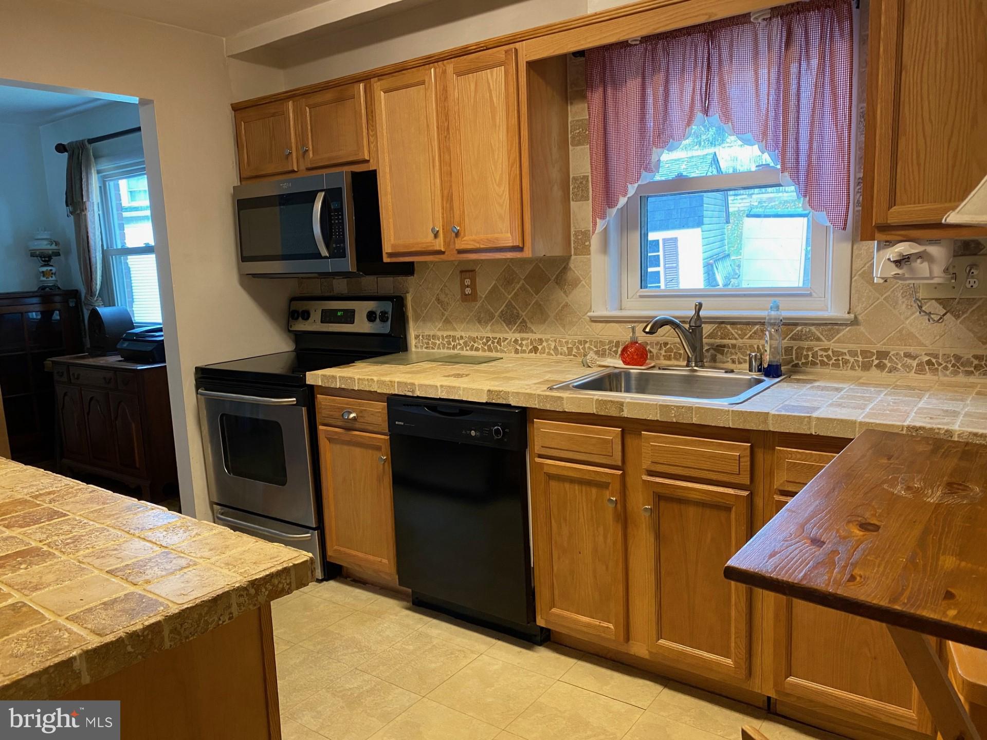 BERWYN HEIGHTS - Residential