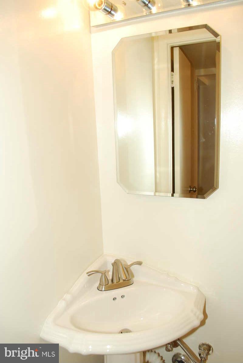 REFLECTION LAKE - Residential