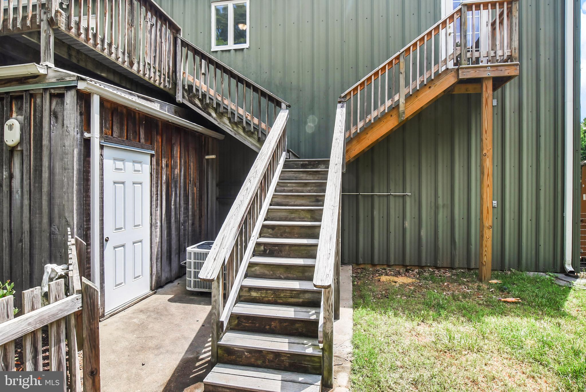 1451 DOUBLE GATE ROAD UPSTAIRS