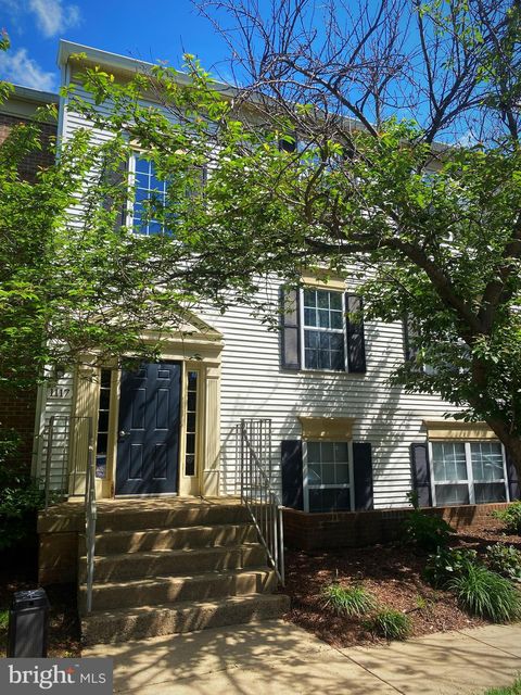 1117 HUNTMASTER TERRACE NE 302 LEESBURG VA 20176