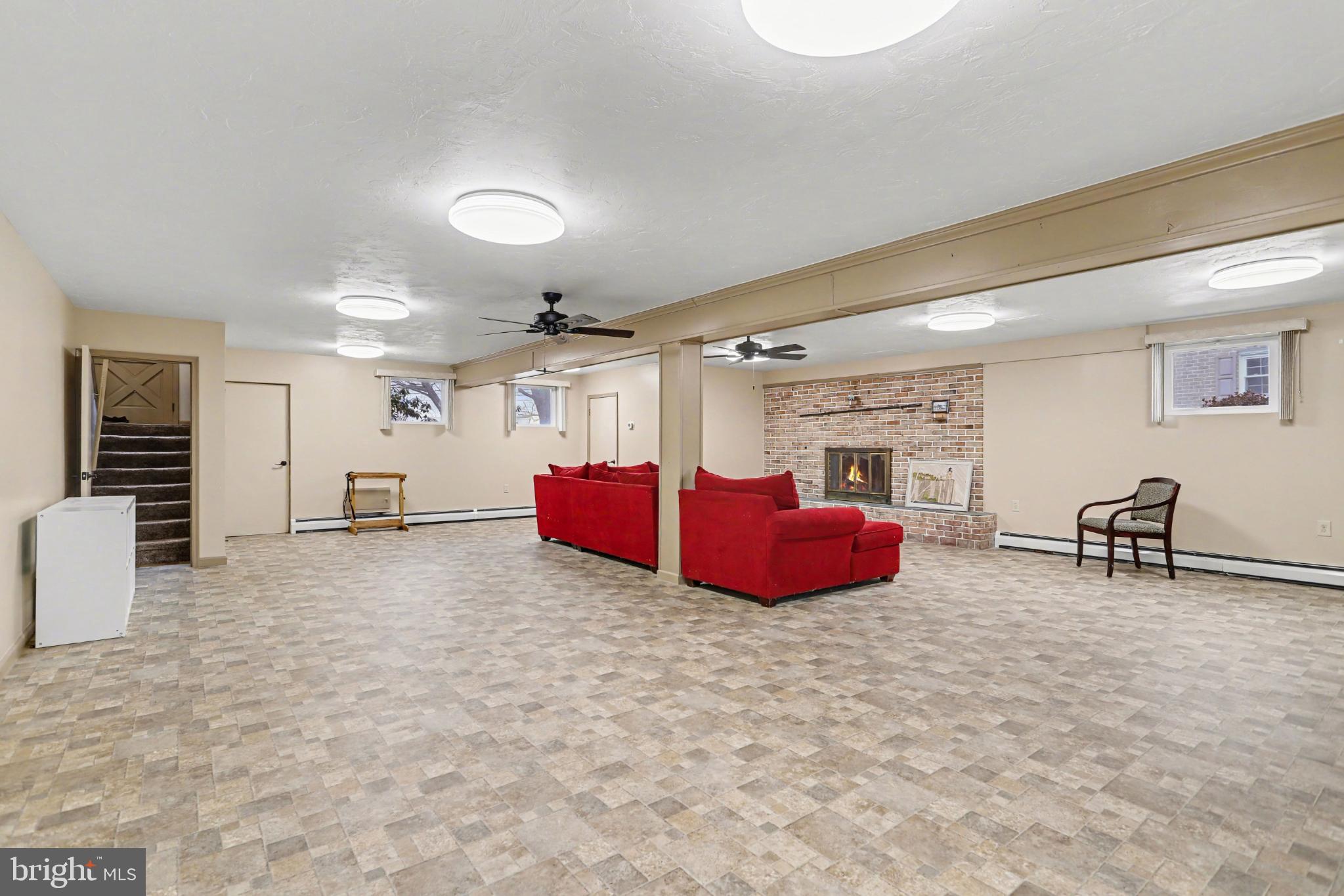 YORK TWP - Residential