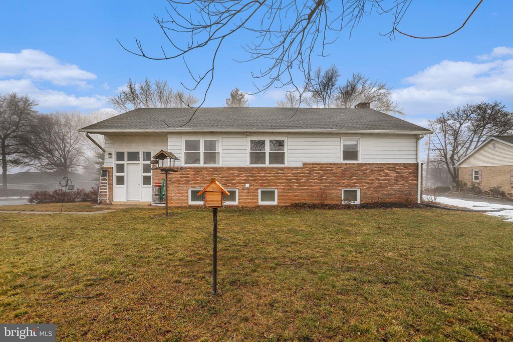 Photo of 479 Frederick Drive, DALLASTOWN, PA 17313 (MLS # PAYK2093082)