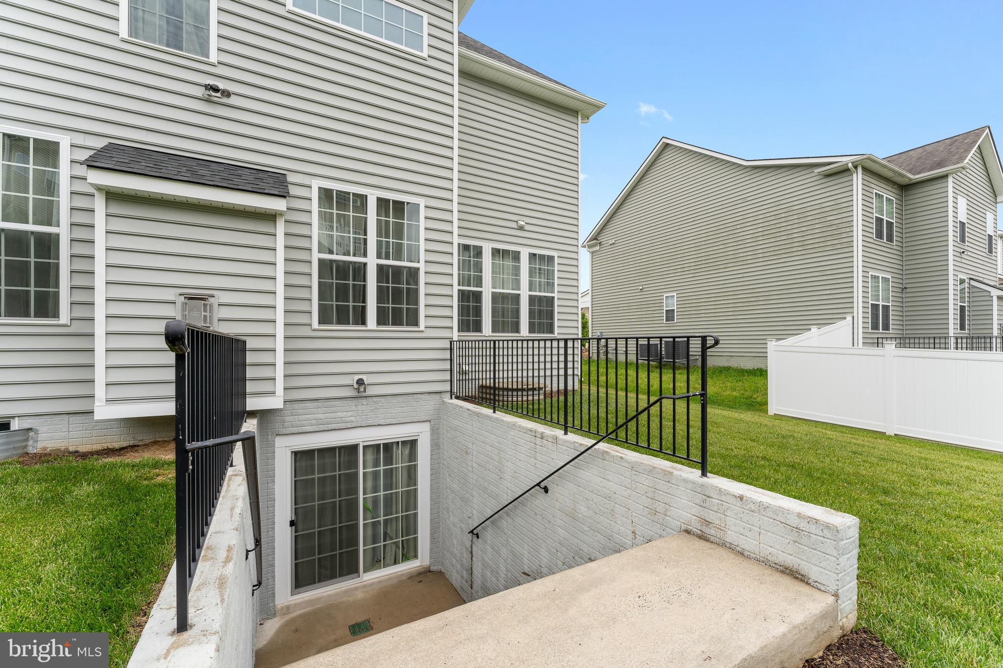 HILLS OF AQUIA - Residential