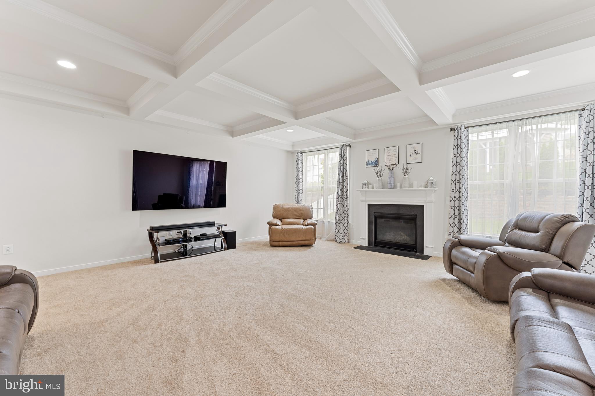 HILLS OF AQUIA - Residential