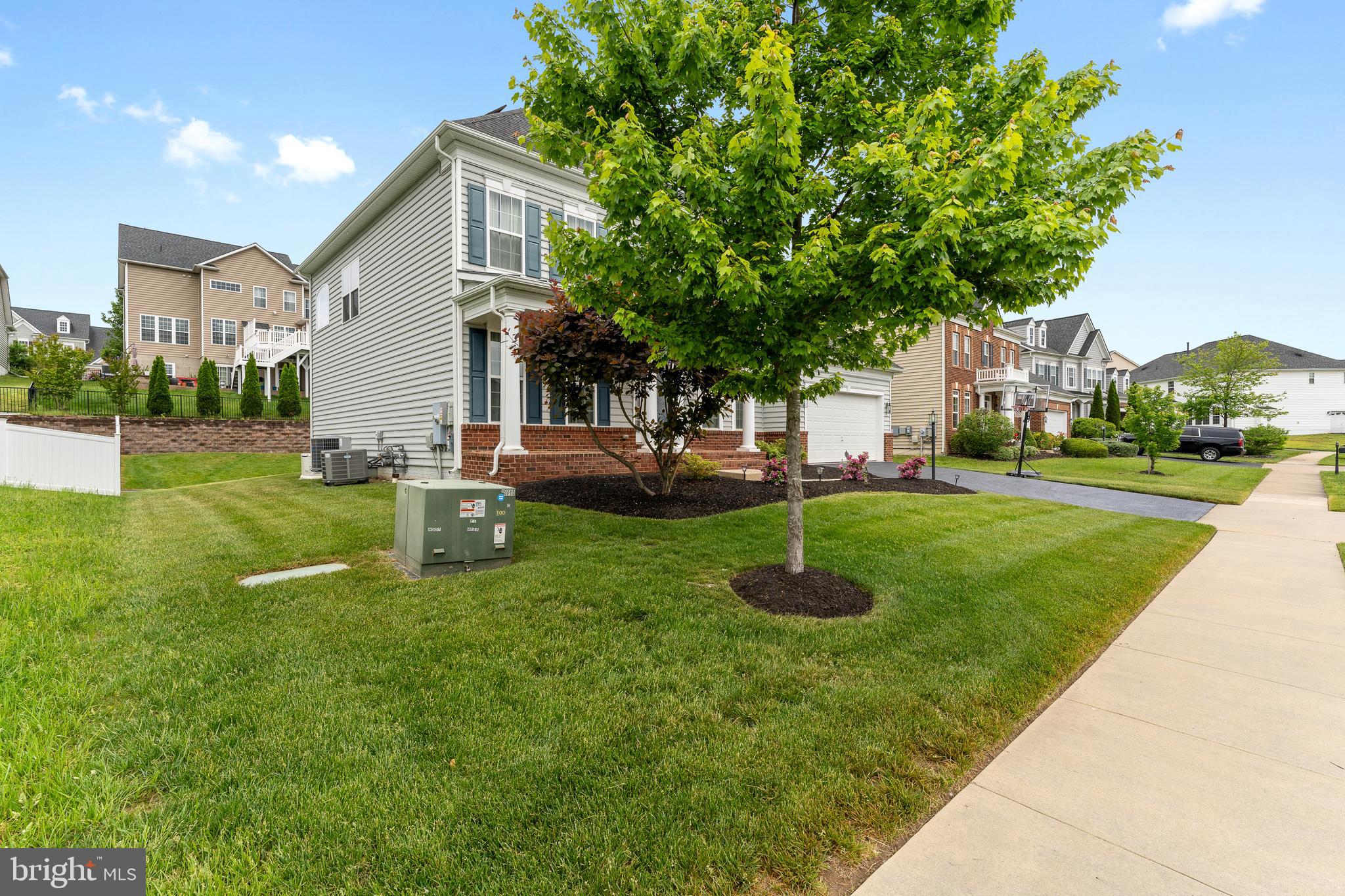 HILLS OF AQUIA - Residential