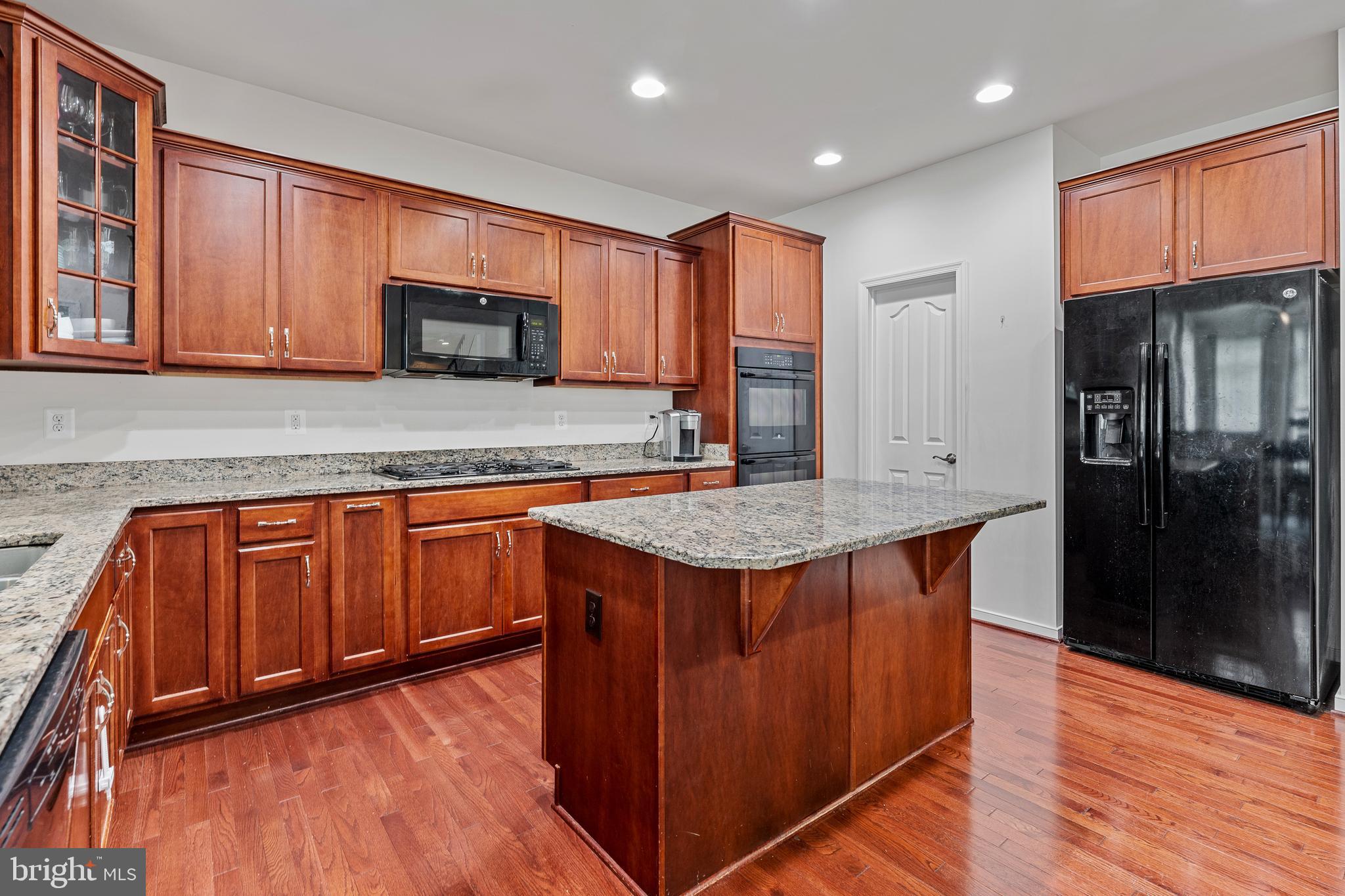 HILLS OF AQUIA - Residential