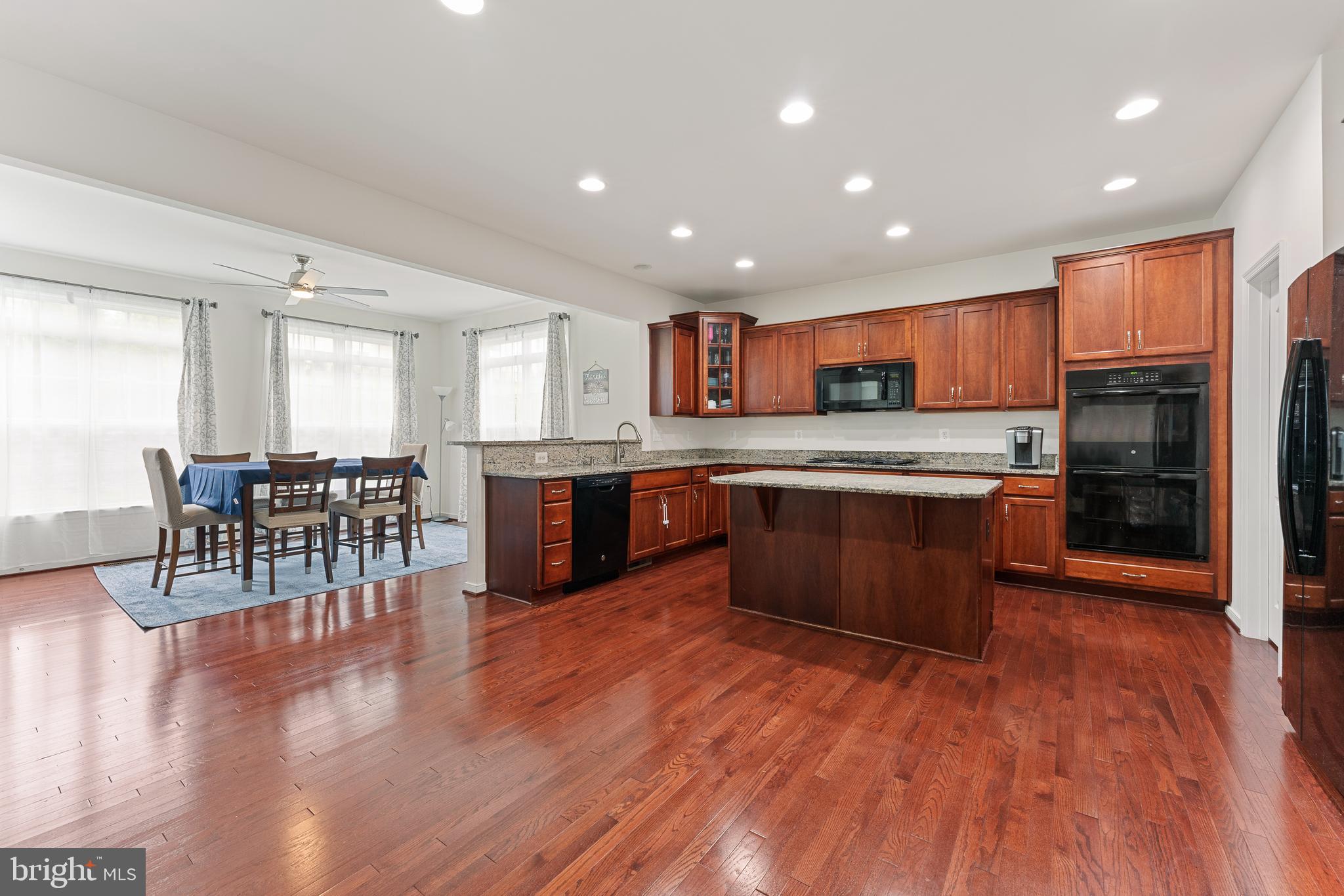 HILLS OF AQUIA - Residential