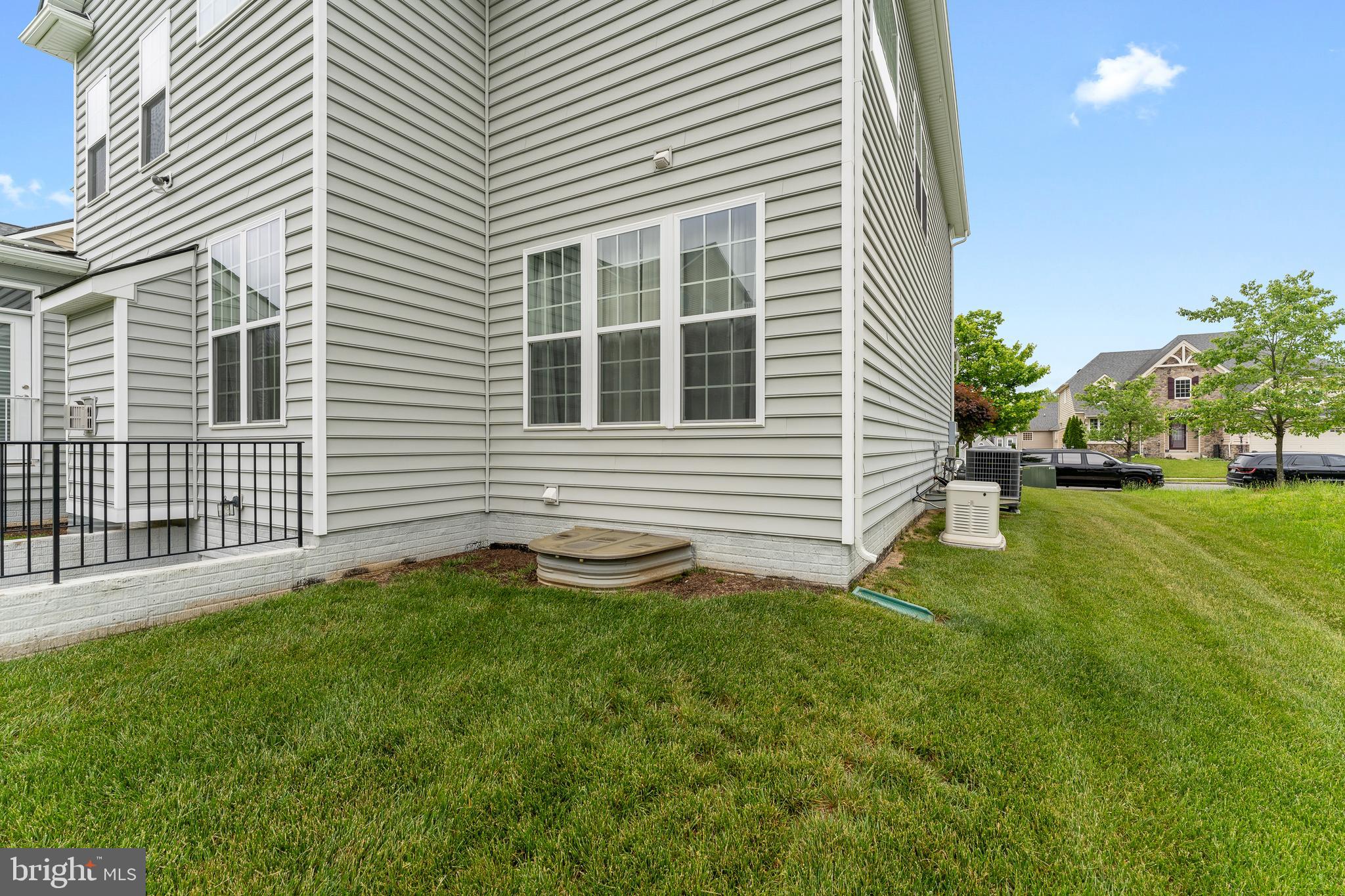 HILLS OF AQUIA - Residential