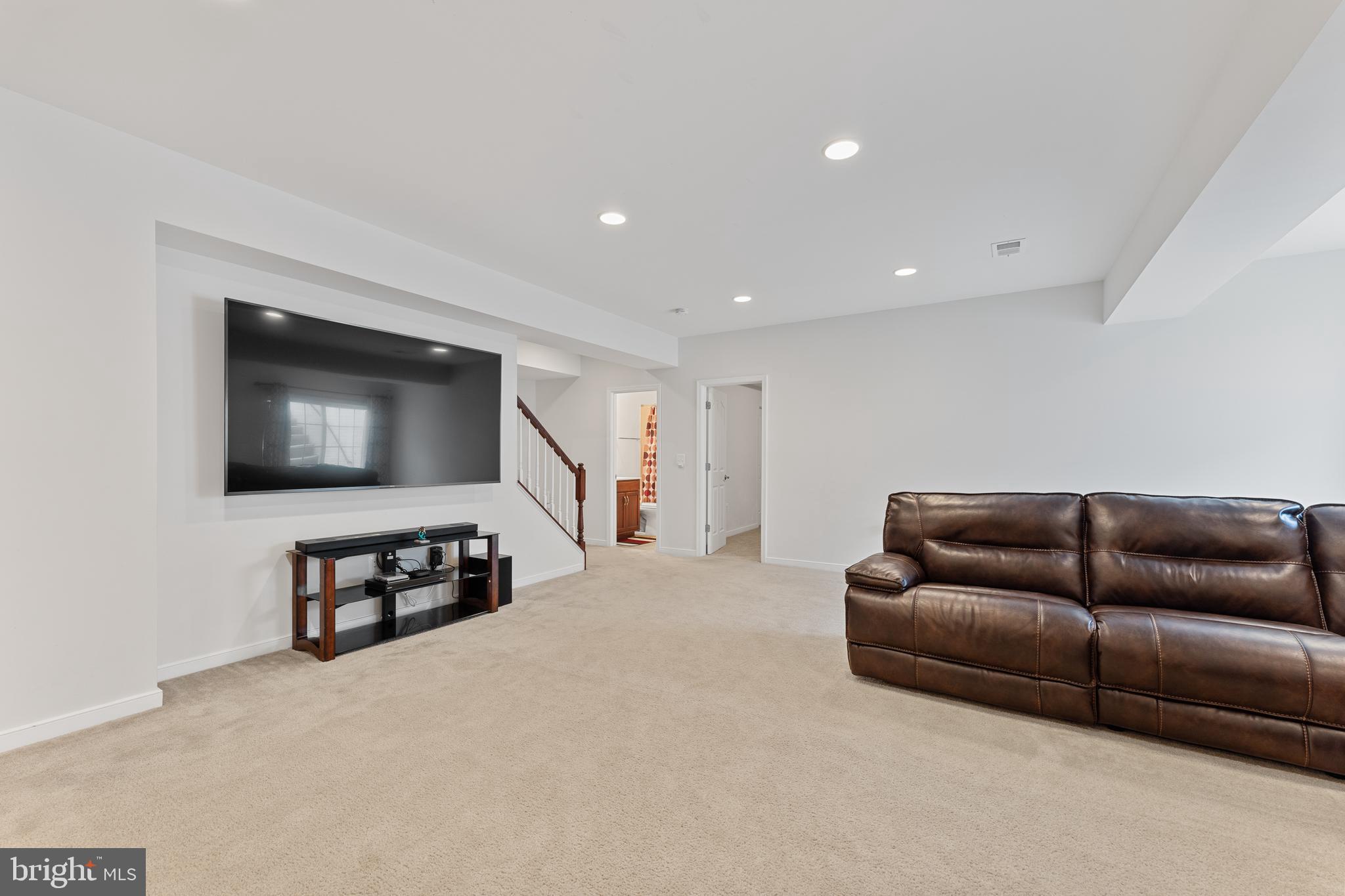 HILLS OF AQUIA - Residential