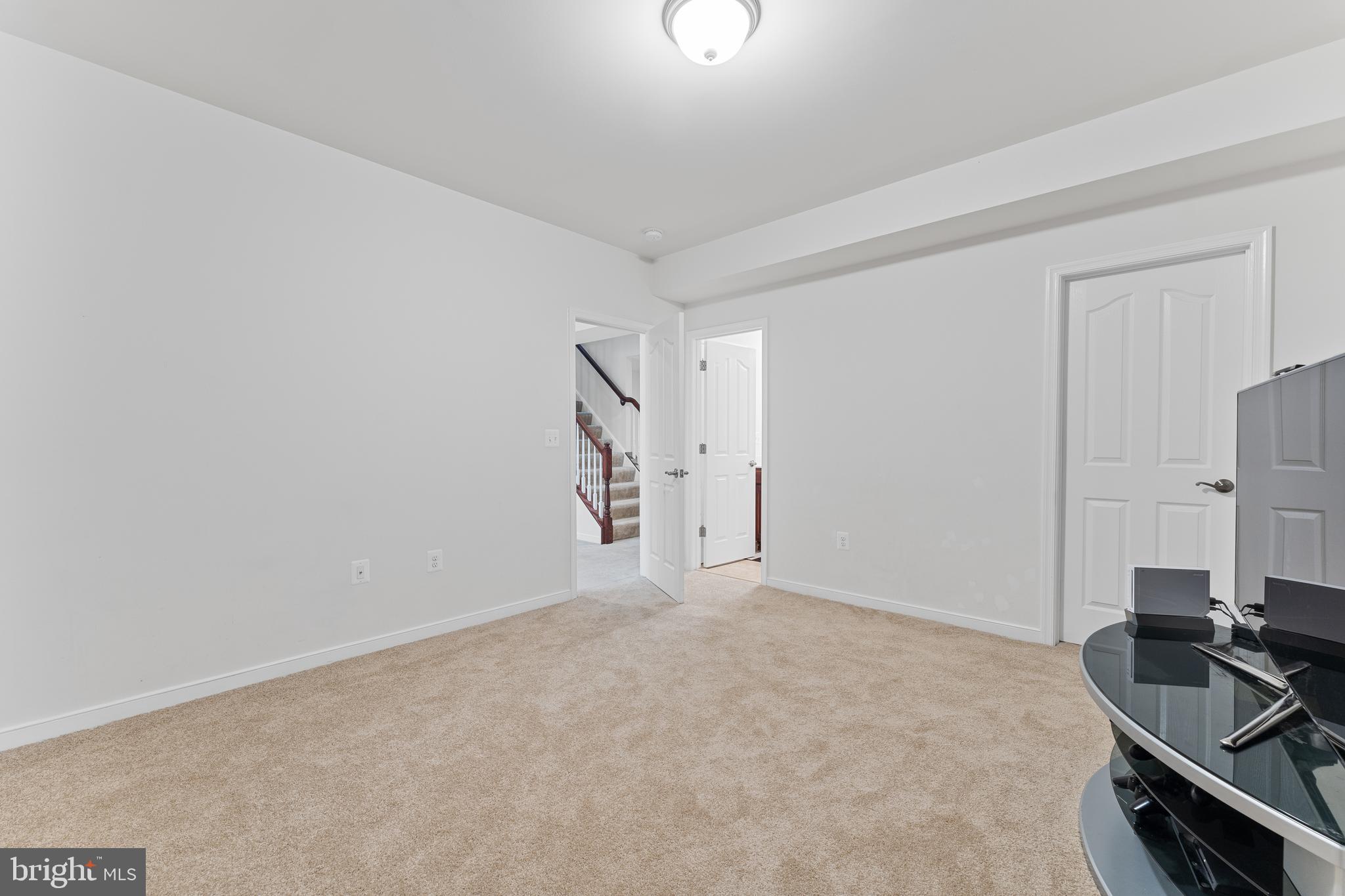 HILLS OF AQUIA - Residential